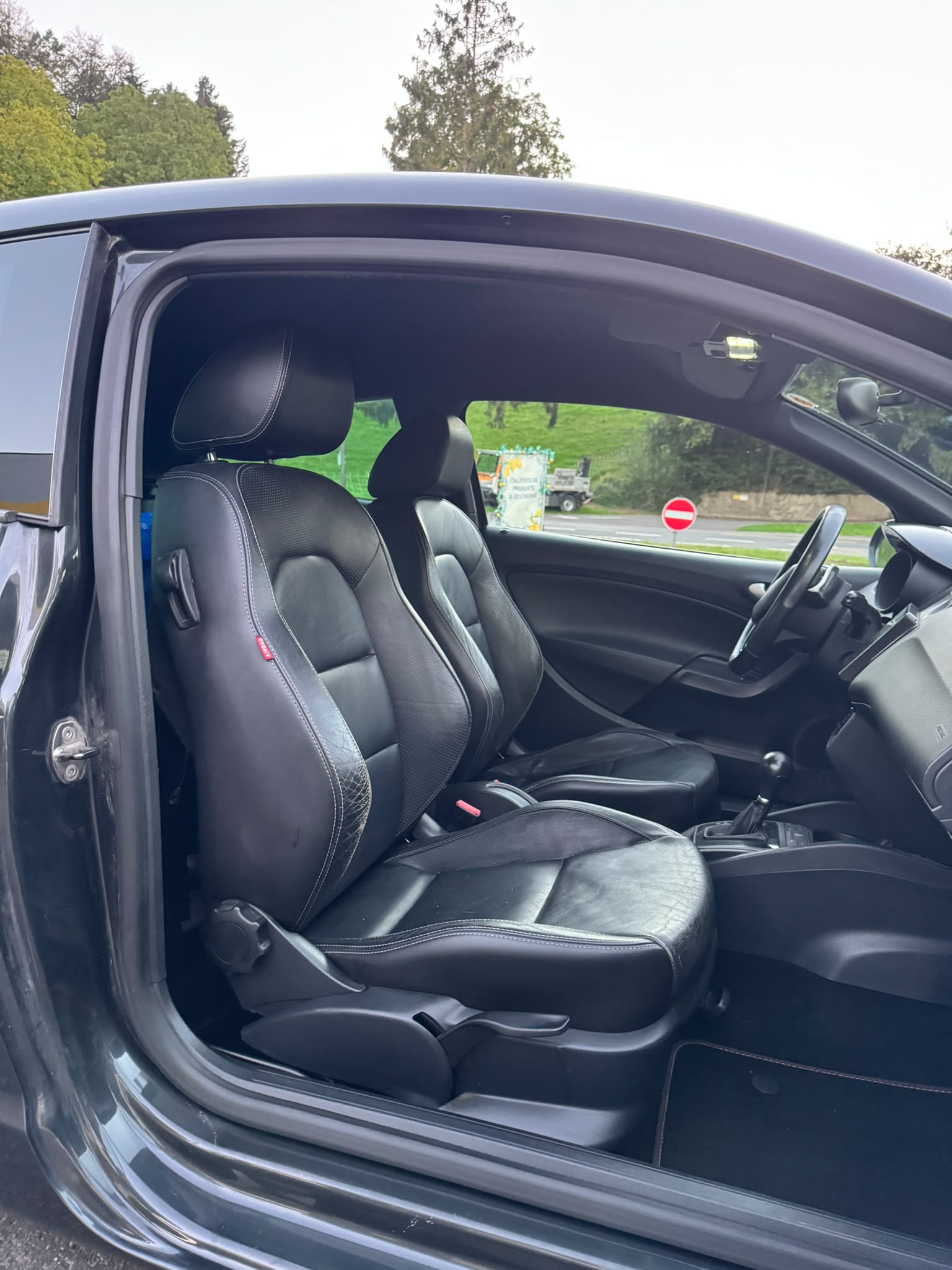 SEAT Ibiza SC 1.4 TSI Cupra DSG-image-10