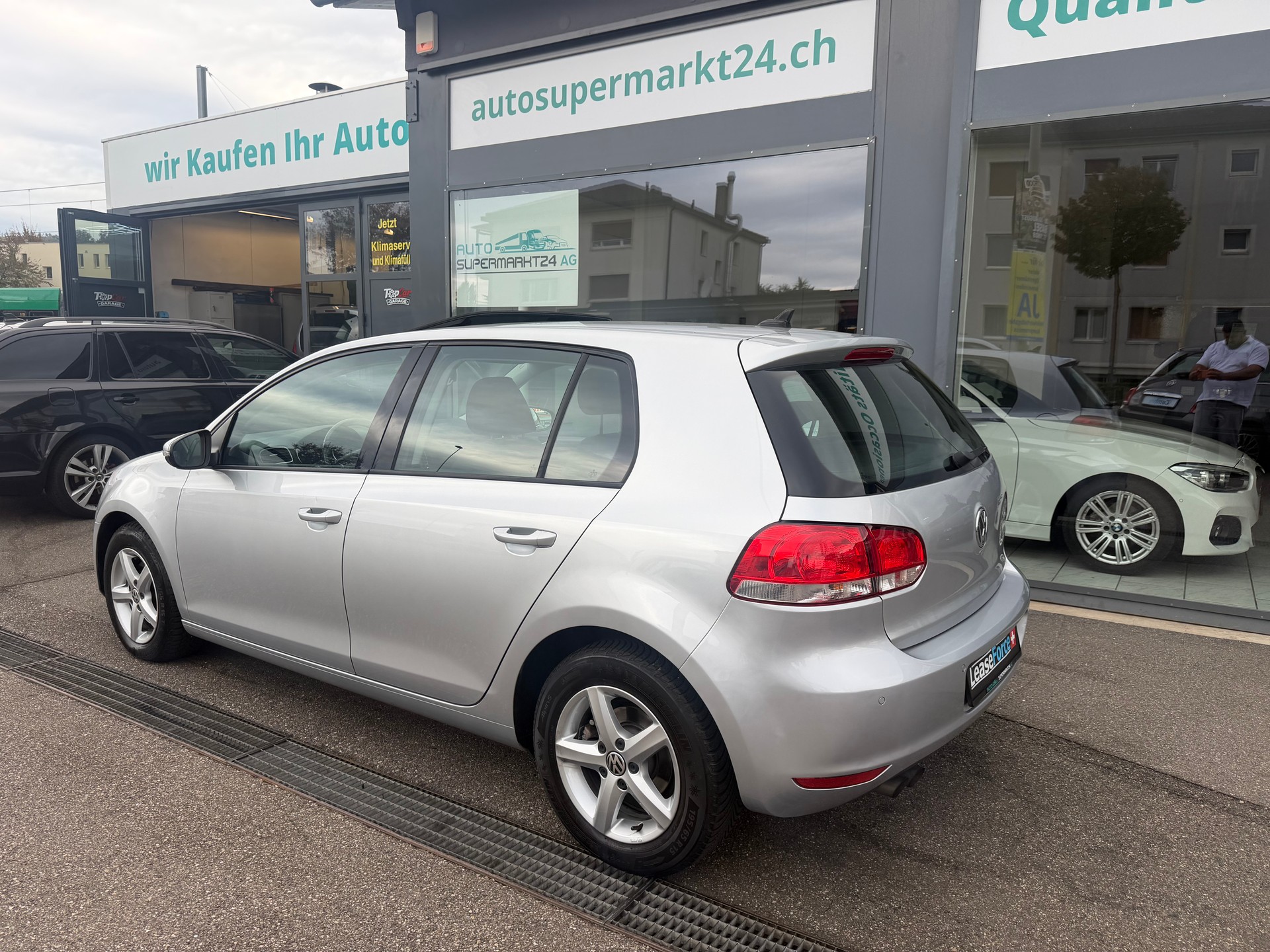 VW Golf 1.4 TSI Team DSG-image-2