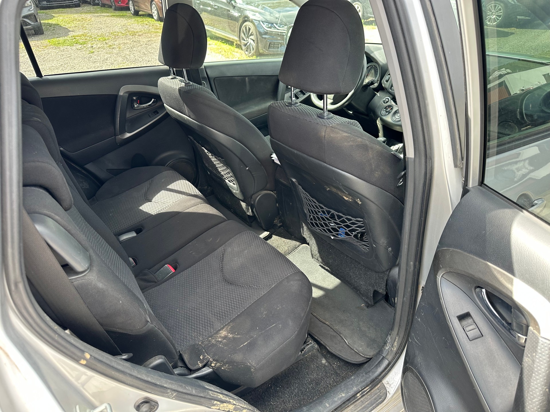 TOYOTA RAV-4 2.2D-CAT Linea Luna AT-image-9