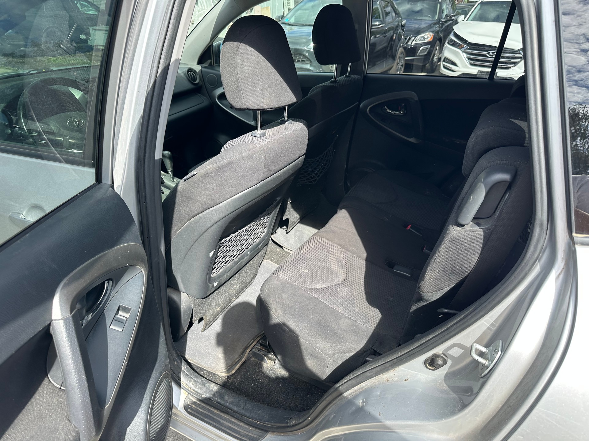 TOYOTA RAV-4 2.2D-CAT Linea Luna AT-image-12