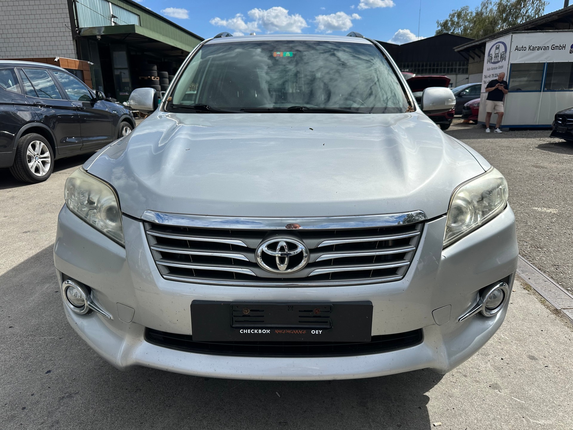 TOYOTA RAV-4 2.2D-CAT Linea Luna AT-image-0