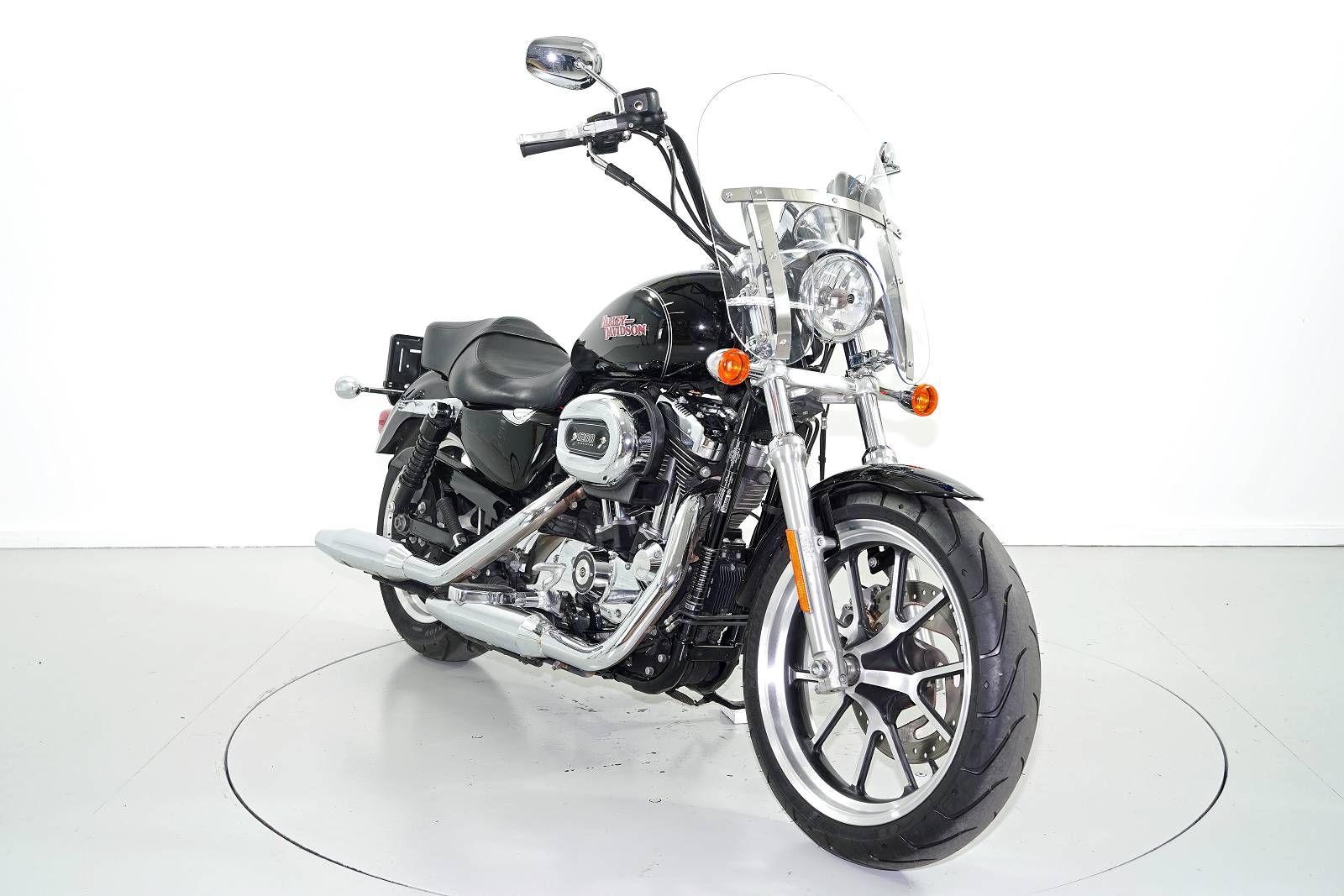 HARLEY-DAVIDSON XL 1200T ABS-showroom-element-1