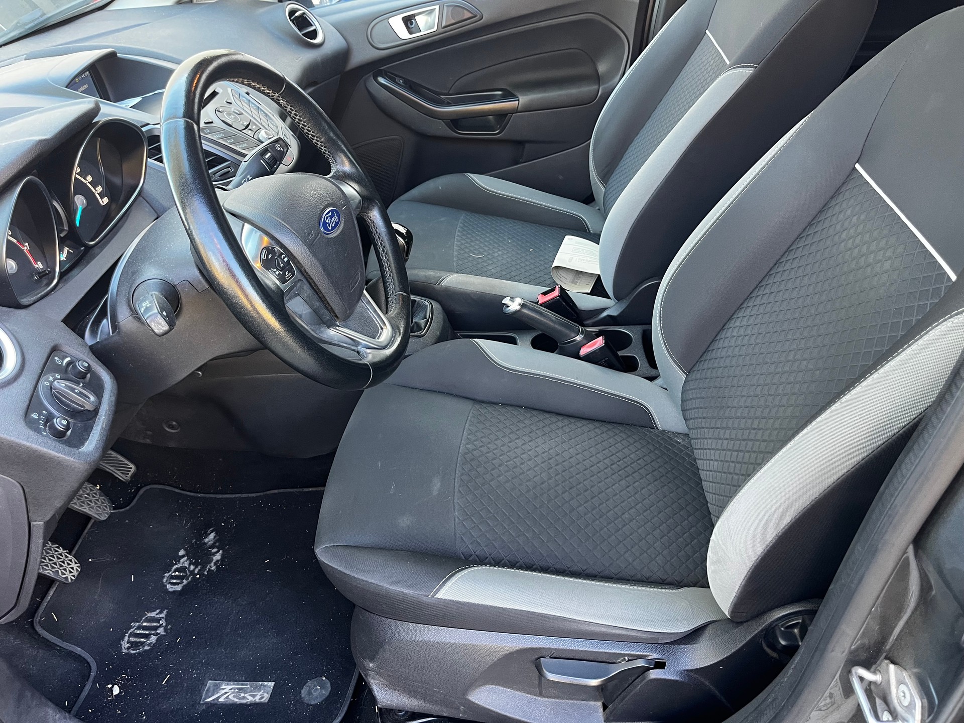 FORD Fiesta 1.0 SCTi Trend-image-11