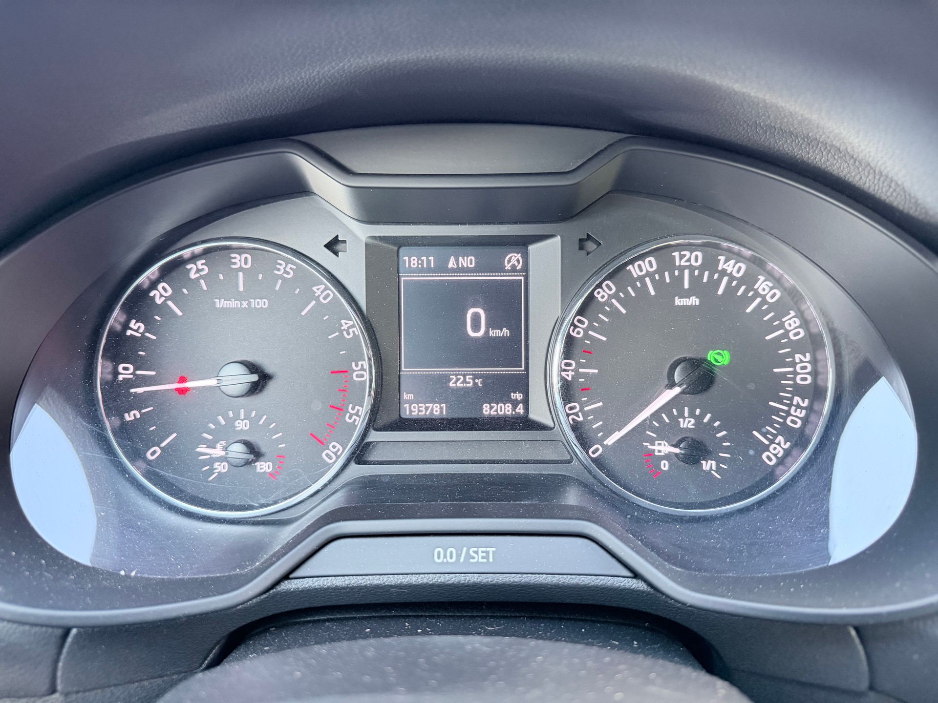 SKODA Octavia Combi 1.6 TDI Active DSG-image-14