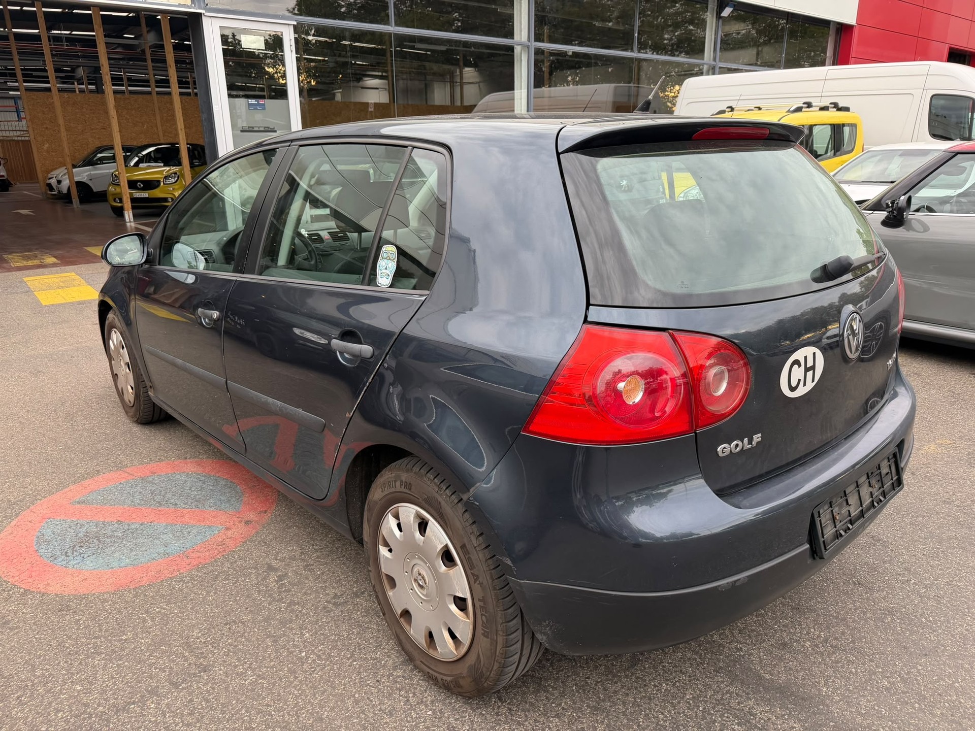 VW Golf 1.6 FSI Comfortline-image-4