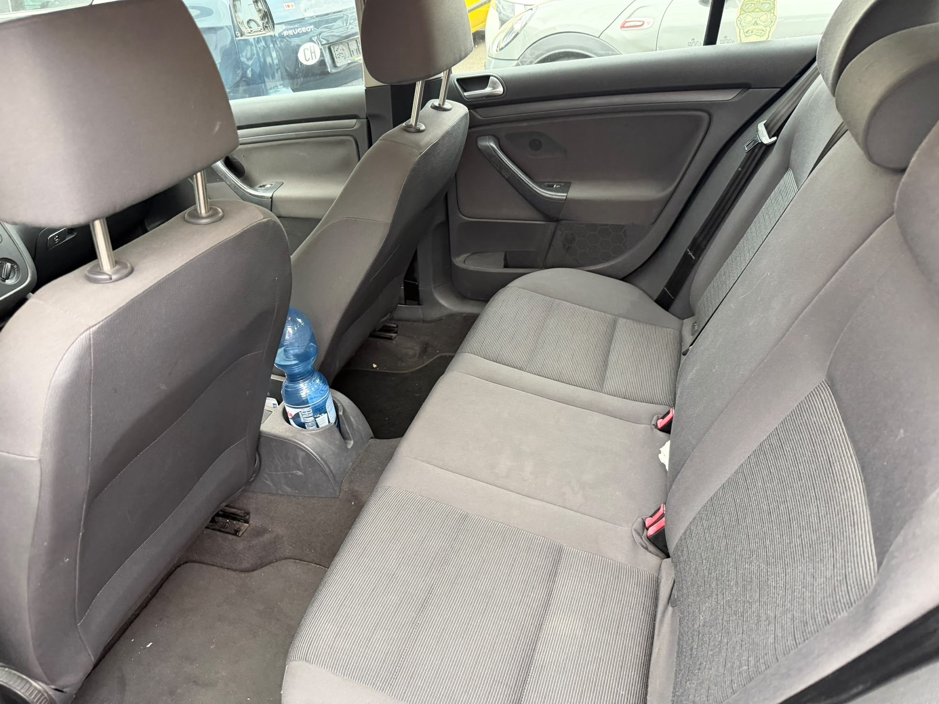 VW Golf 1.6 FSI Comfortline-image-9