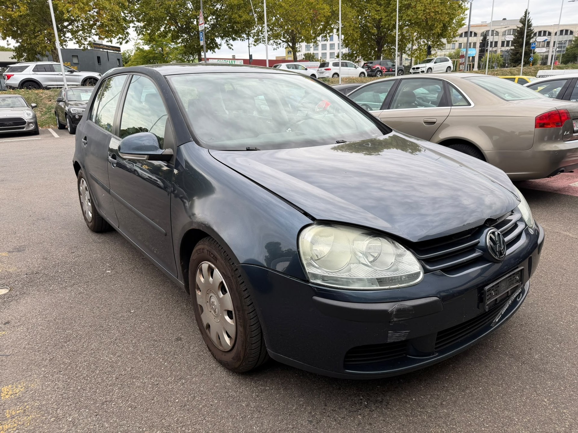VW Golf 1.6 FSI Comfortline-image-1