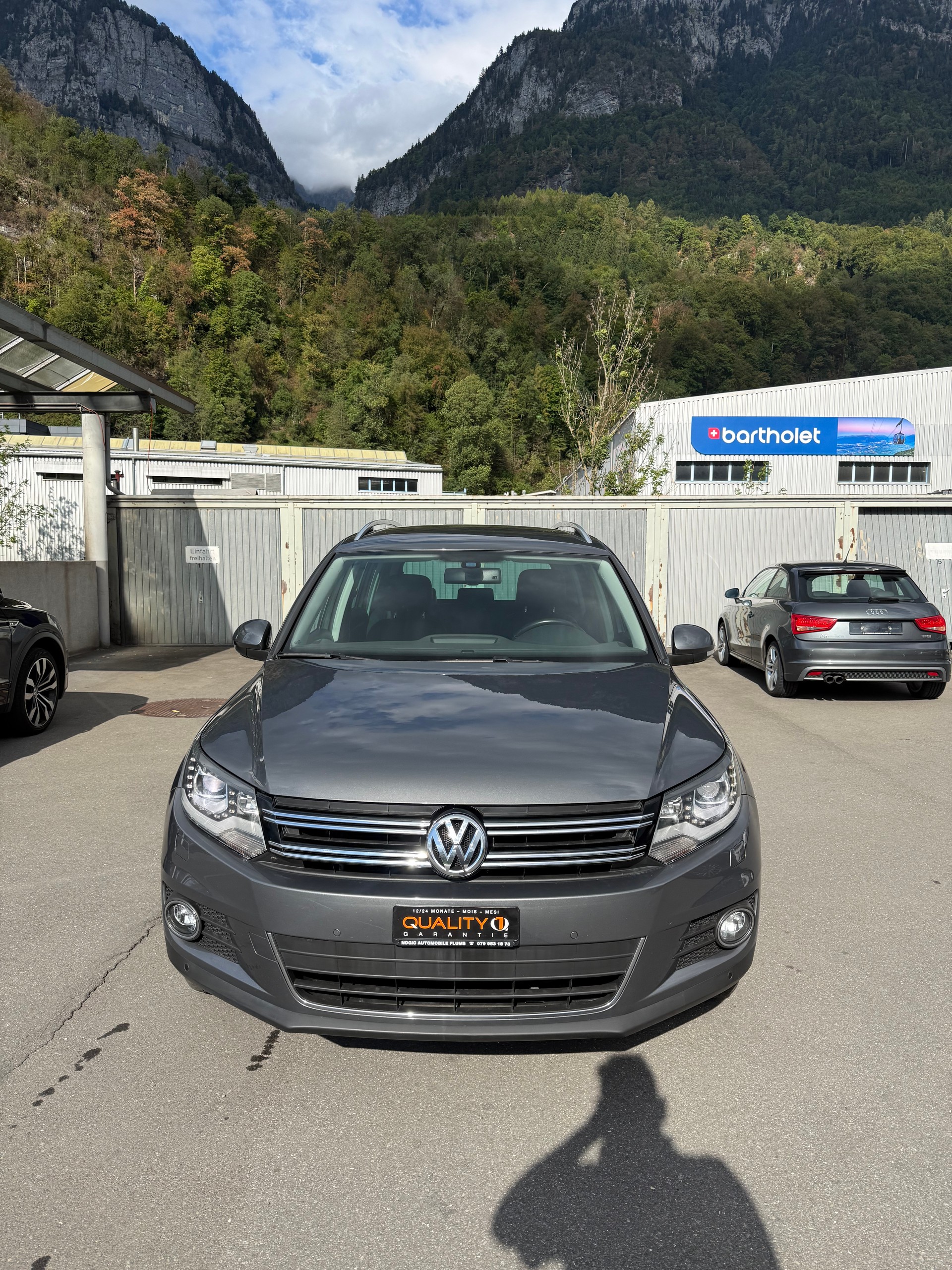 VW Tiguan 2.0 TSI Design 4Motion DSG-image-2