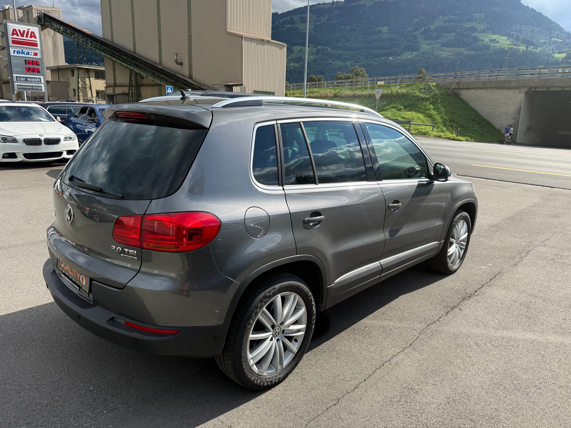 VW Tiguan 2.0 TSI Design 4Motion DSG-image-17
