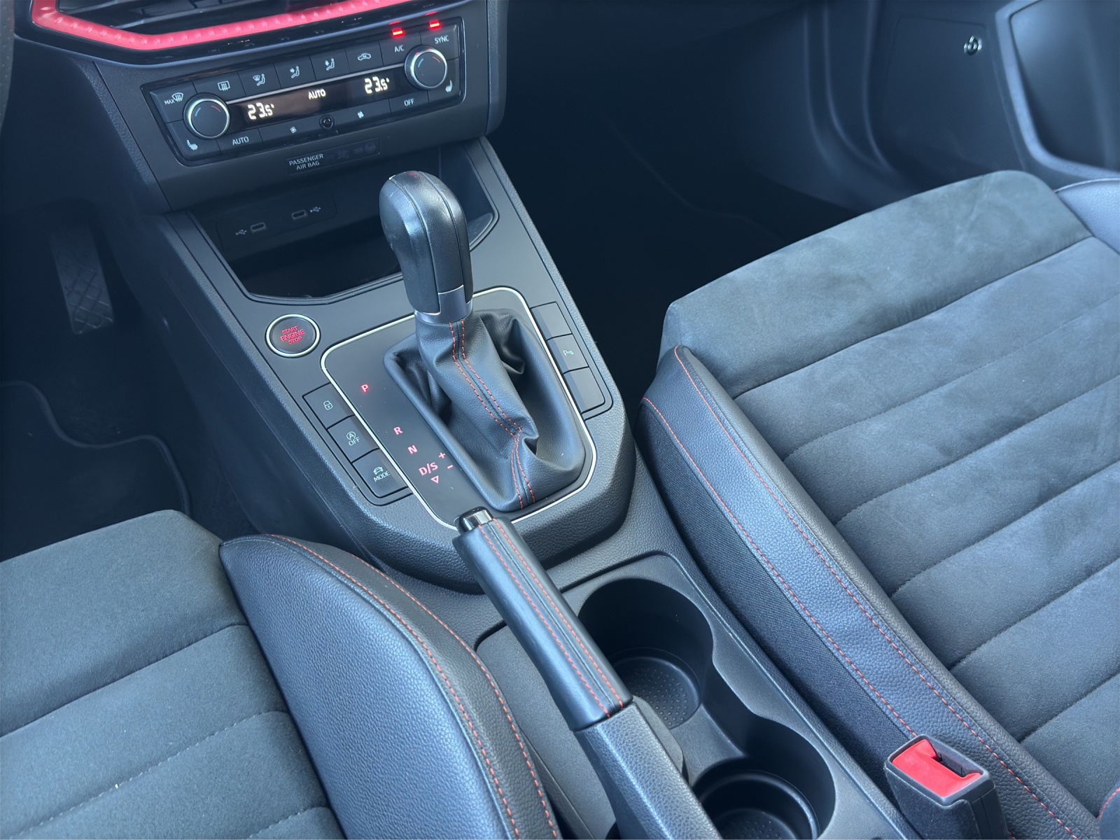 SEAT Ibiza 1.5 TSI Move FR DSG-image-8