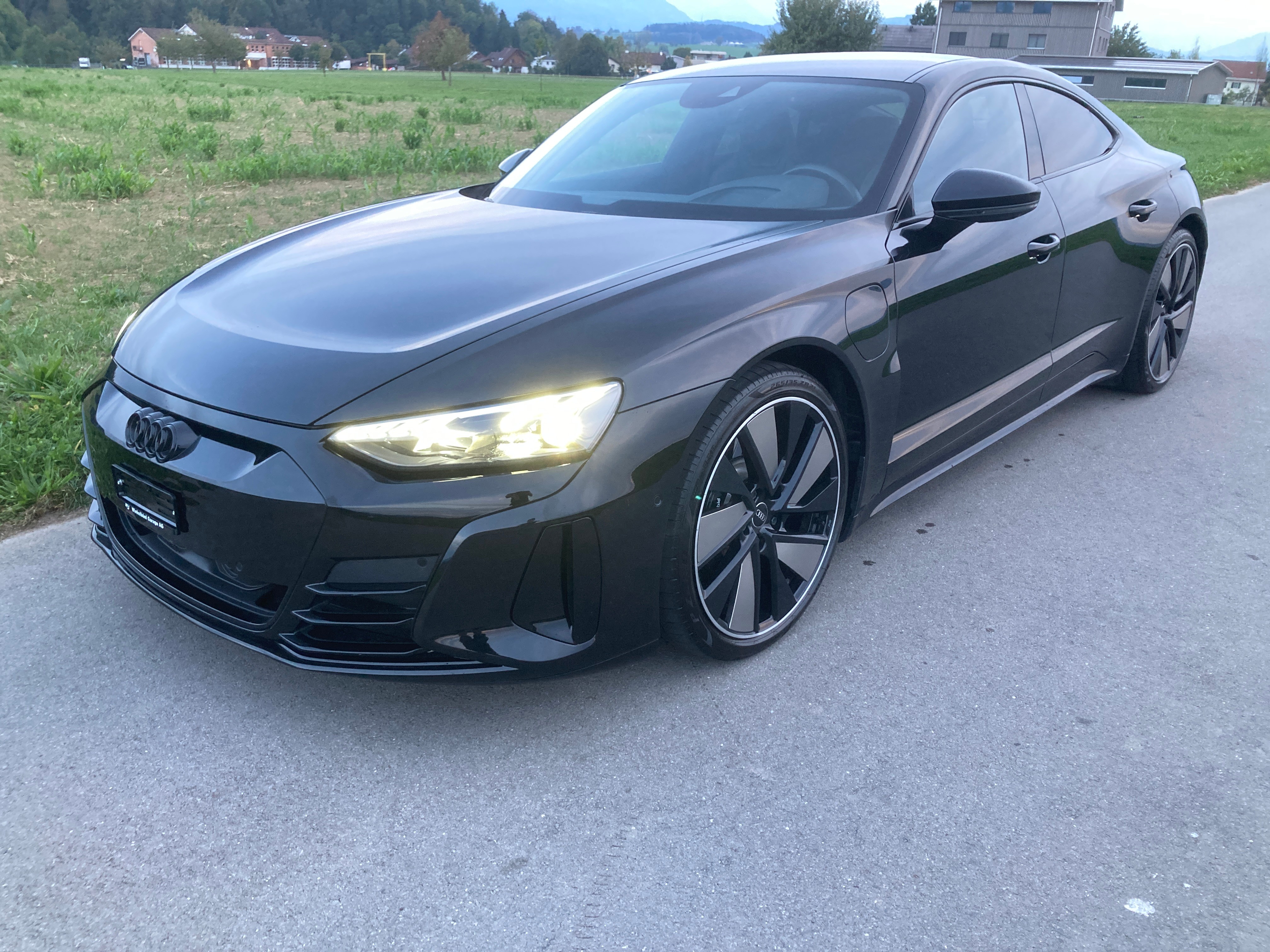 Car photo