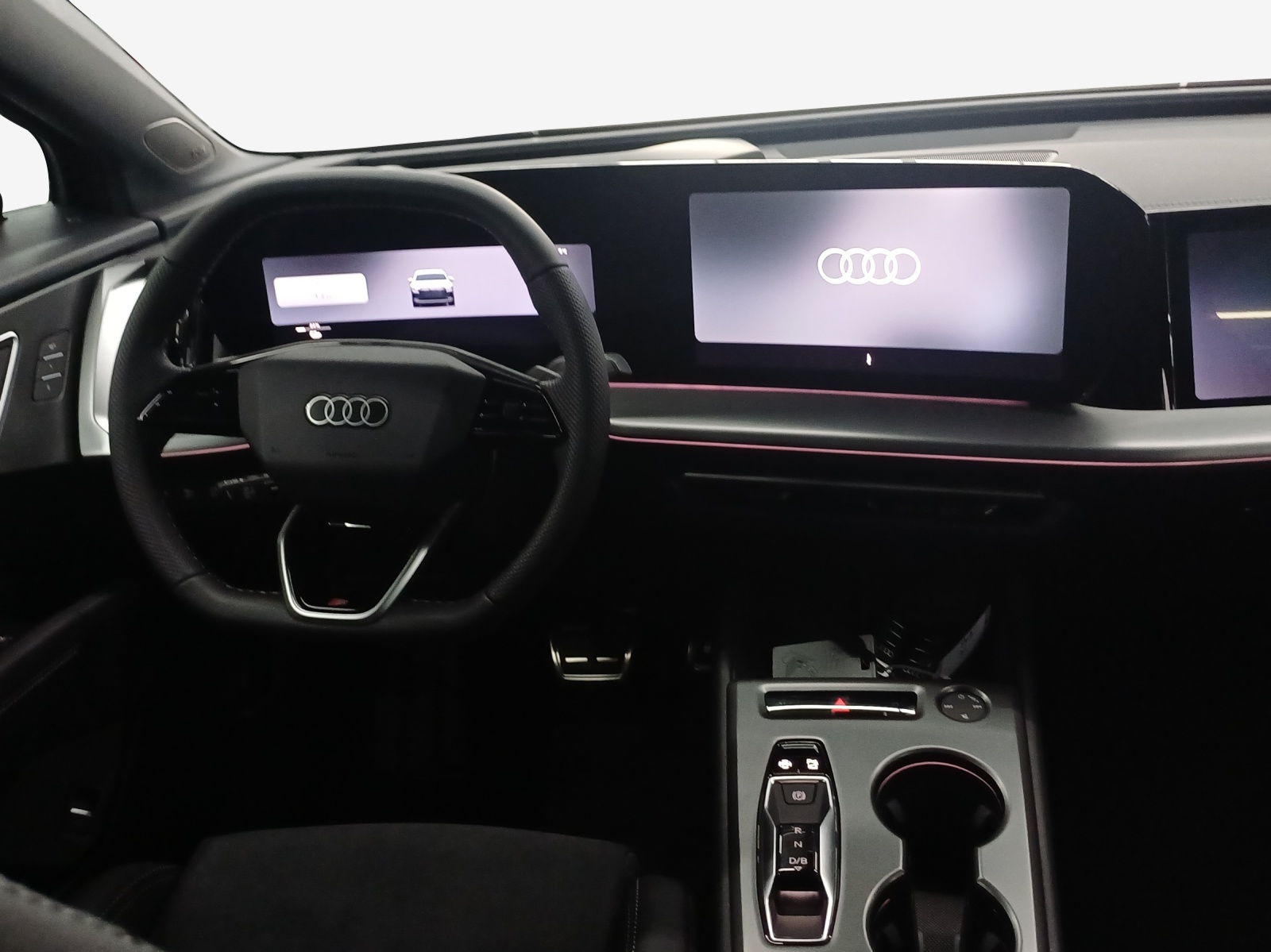AUDI Q4 e-tron SUV quattro performance Swiss Ski-image-8