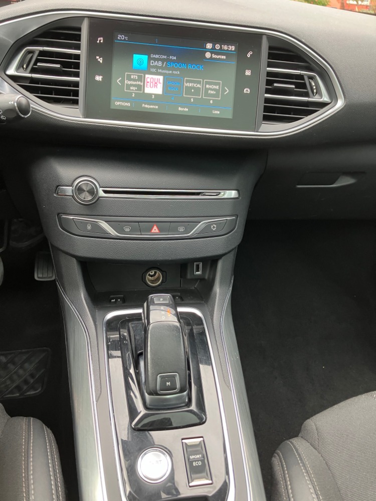PEUGEOT 1.2 PureTech 130 Business Line S/S-image-5