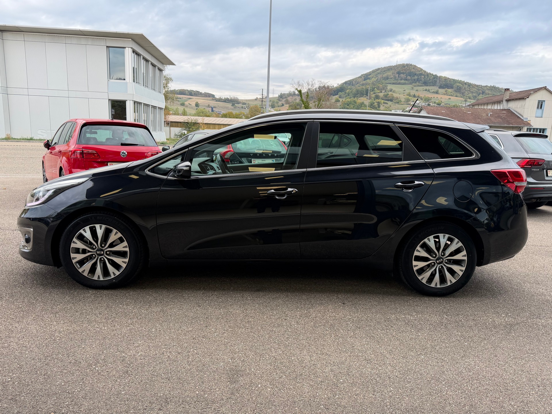 KIA Cee'd Sportswagon 1.6 GDi Swiss Eco Edition-image-8