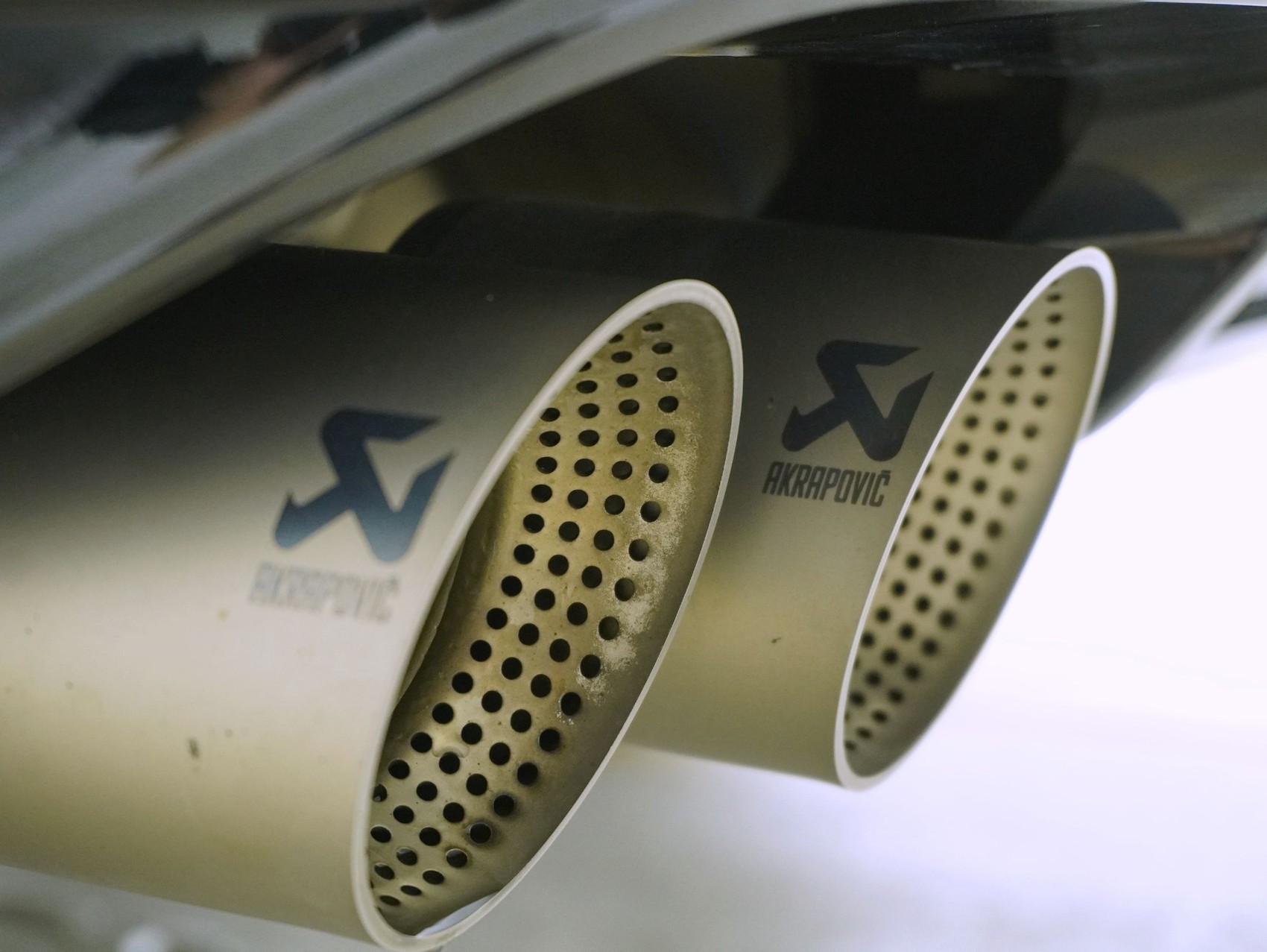 VW Tiguan 2.0 TSI DSG R-Performance (Akrapovic)-image-4
