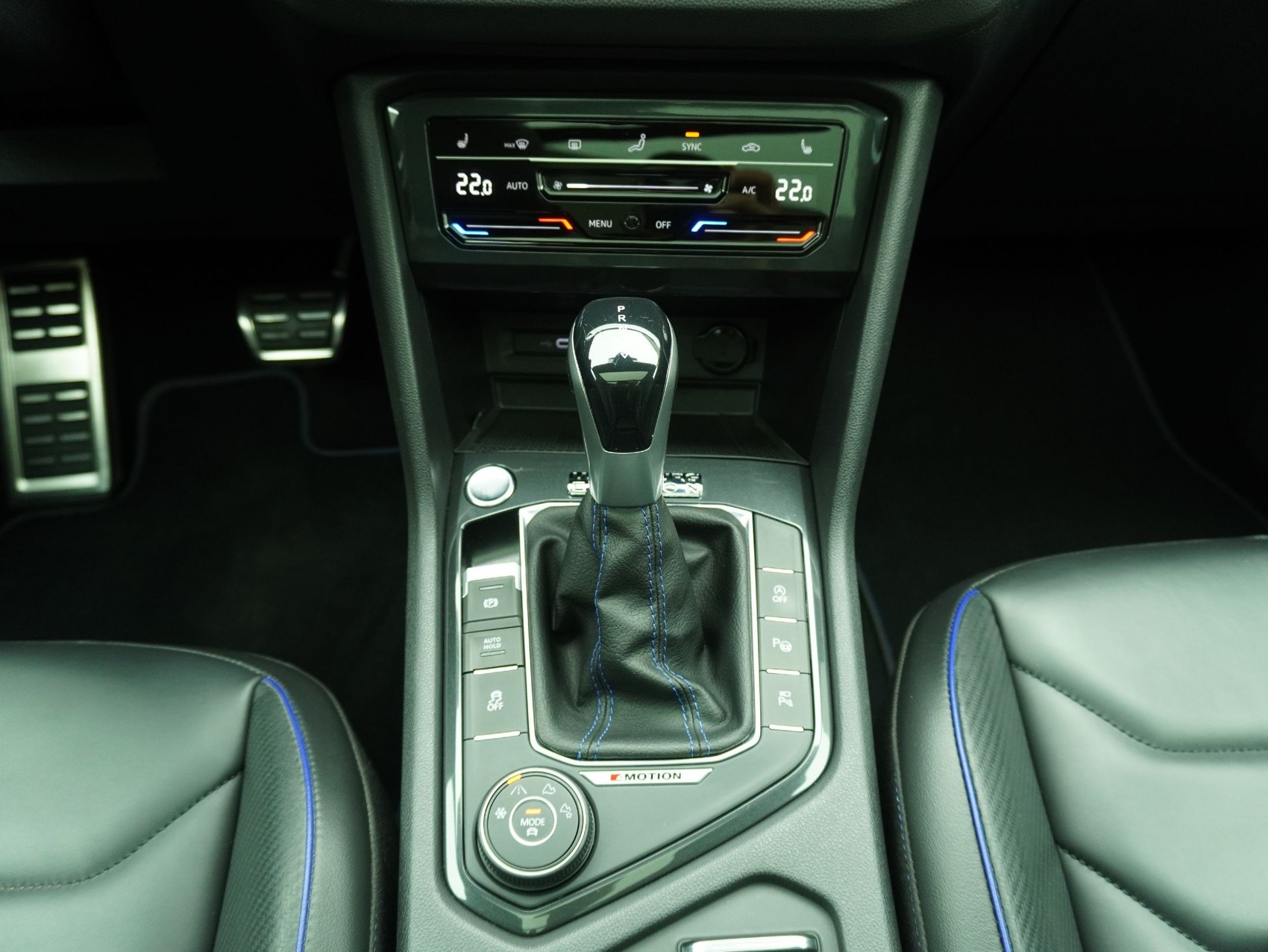VW Tiguan 2.0 TSI DSG R-Performance (Akrapovic)-image-17