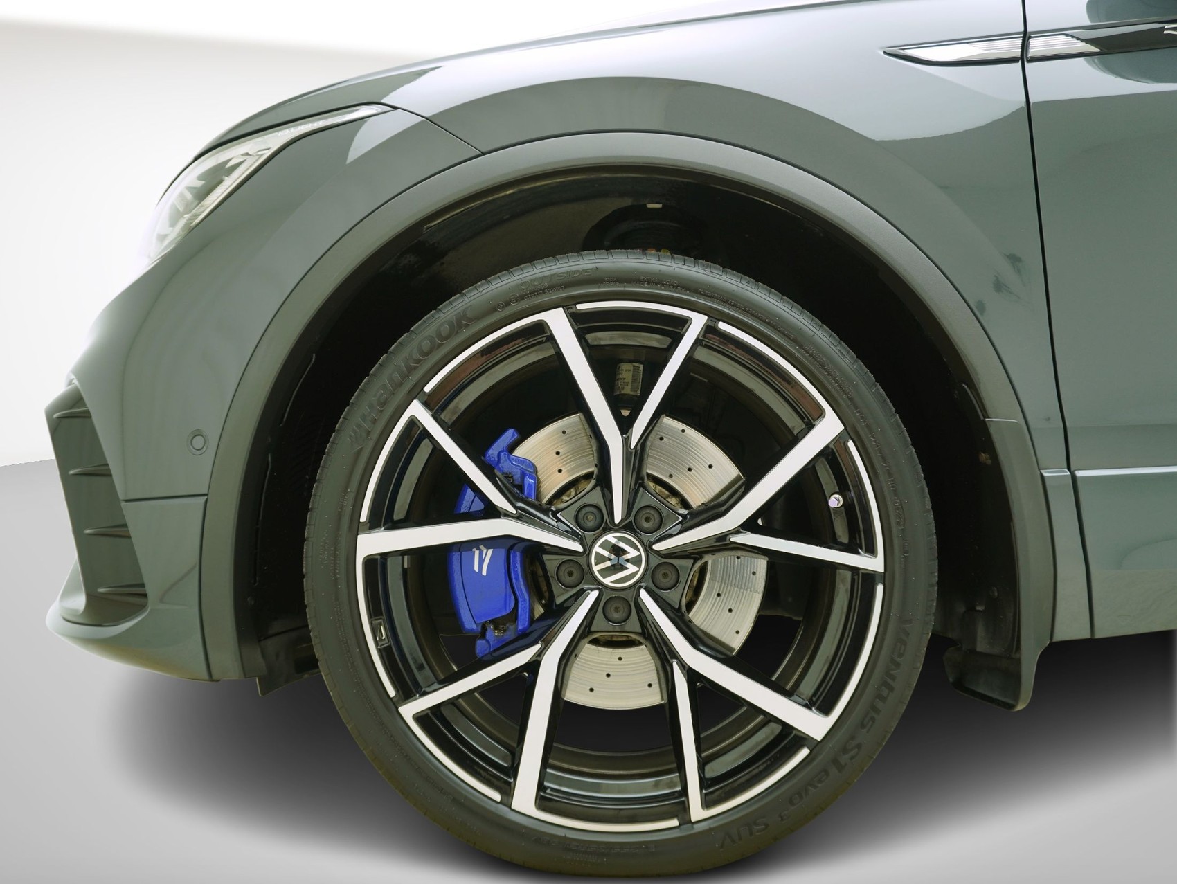 VW Tiguan 2.0 TSI DSG R-Performance (Akrapovic)-image-7