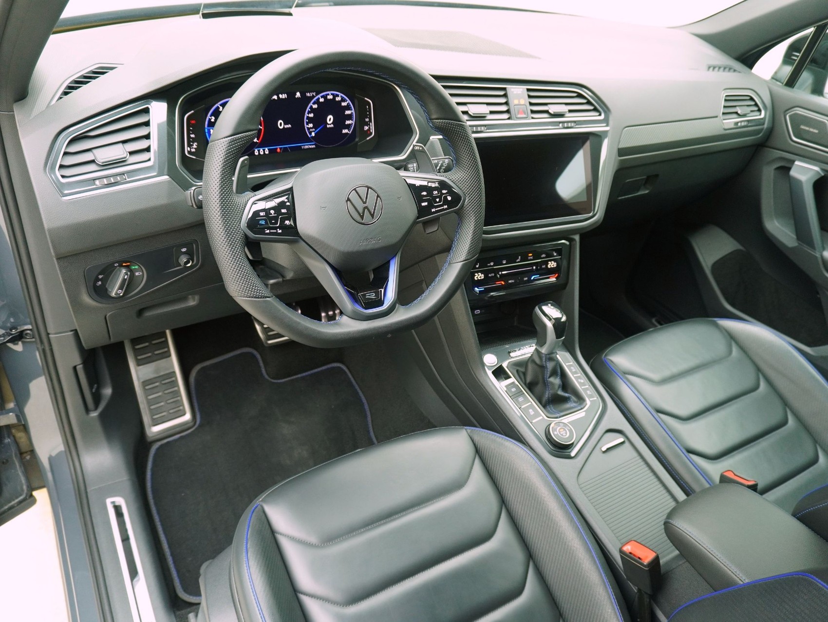 VW Tiguan 2.0 TSI DSG R-Performance (Akrapovic)-image-11