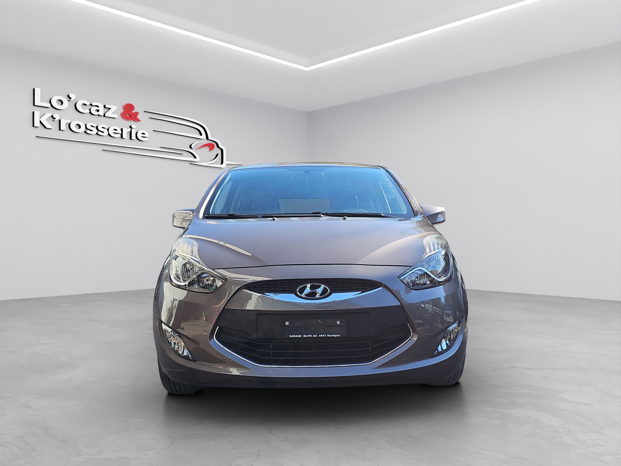 Car photo