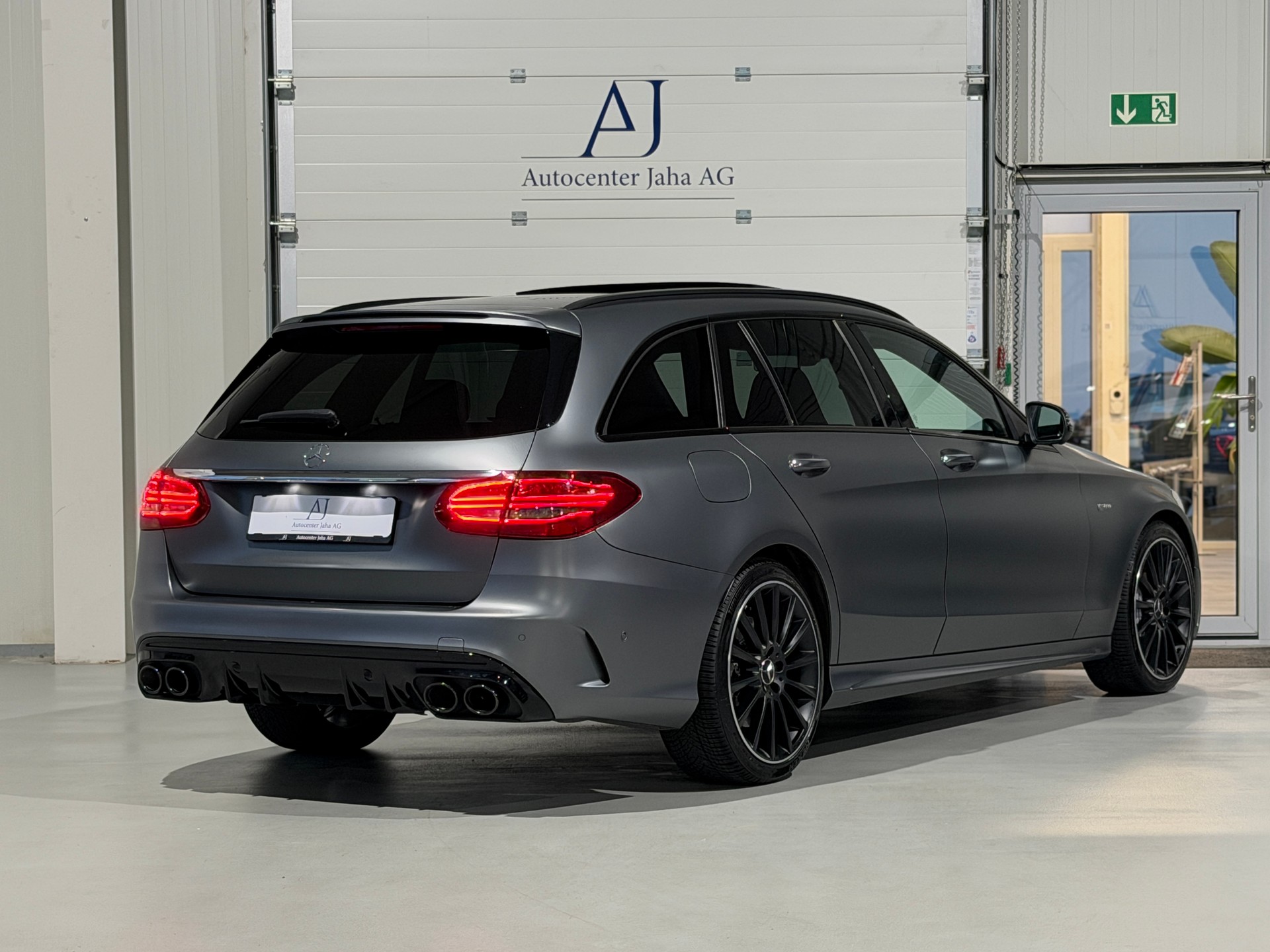 MERCEDES-BENZ C 43 AMG 4Matic 9G-Tronic (CH) Magno Grey-image-6
