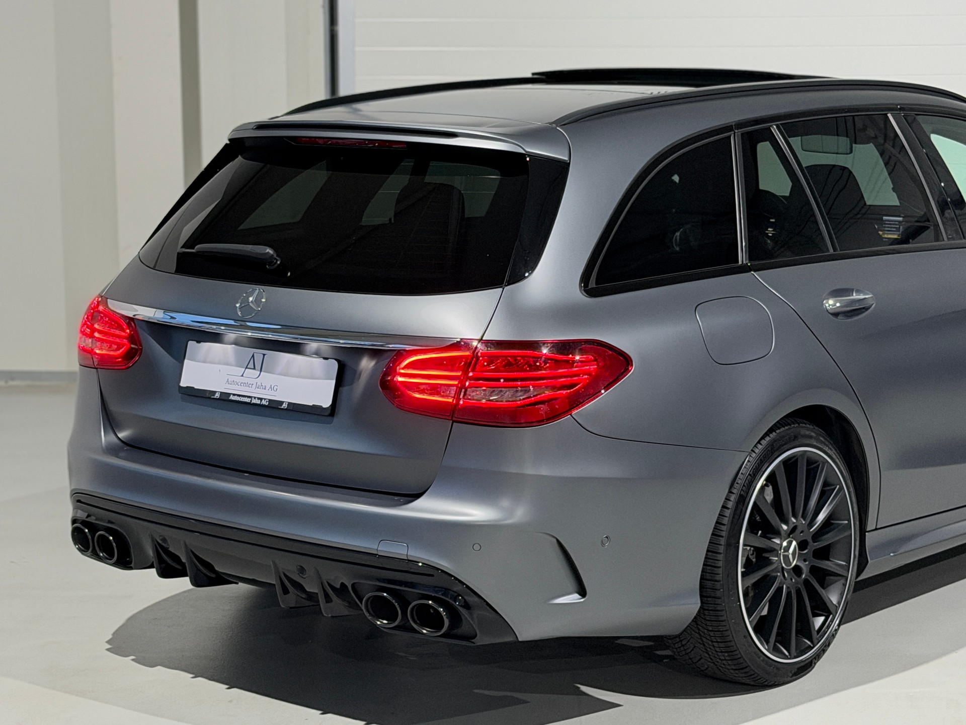 MERCEDES-BENZ C 43 AMG 4Matic 9G-Tronic (CH) Magno Grey-image-5