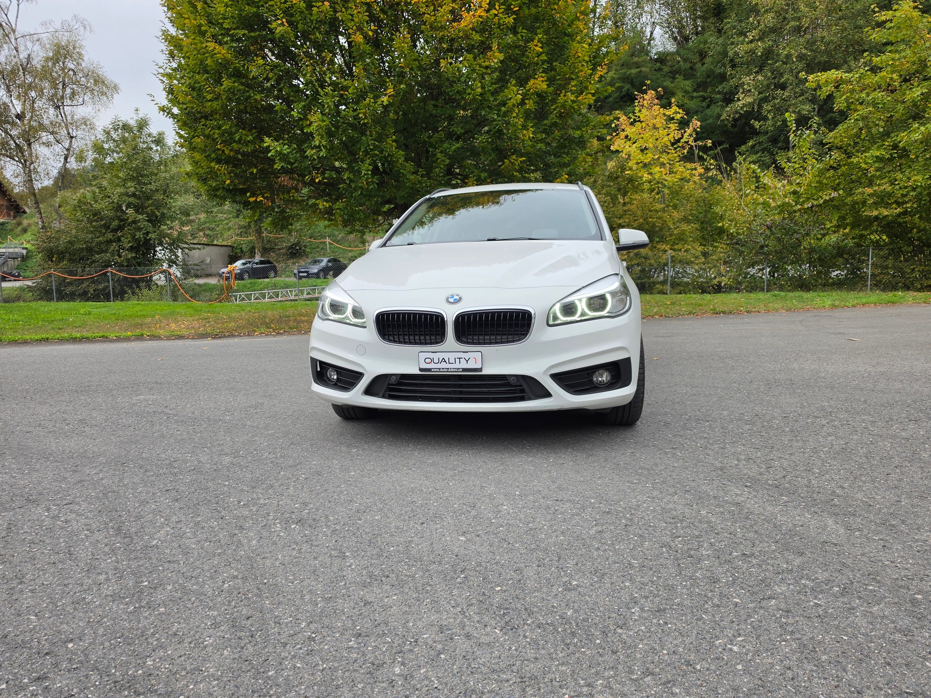 BMW 218d Gran Tourer Steptronic-image-2