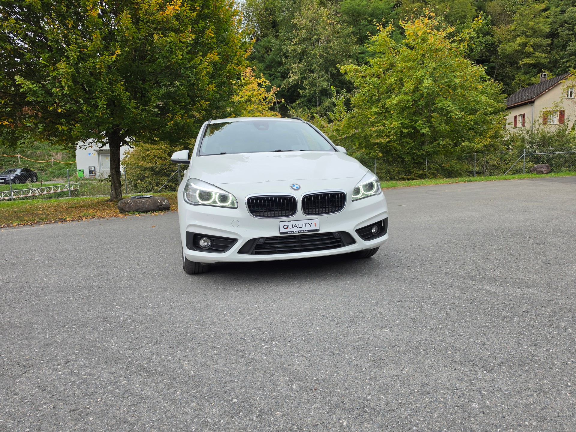 BMW 218d Gran Tourer Steptronic-image-1