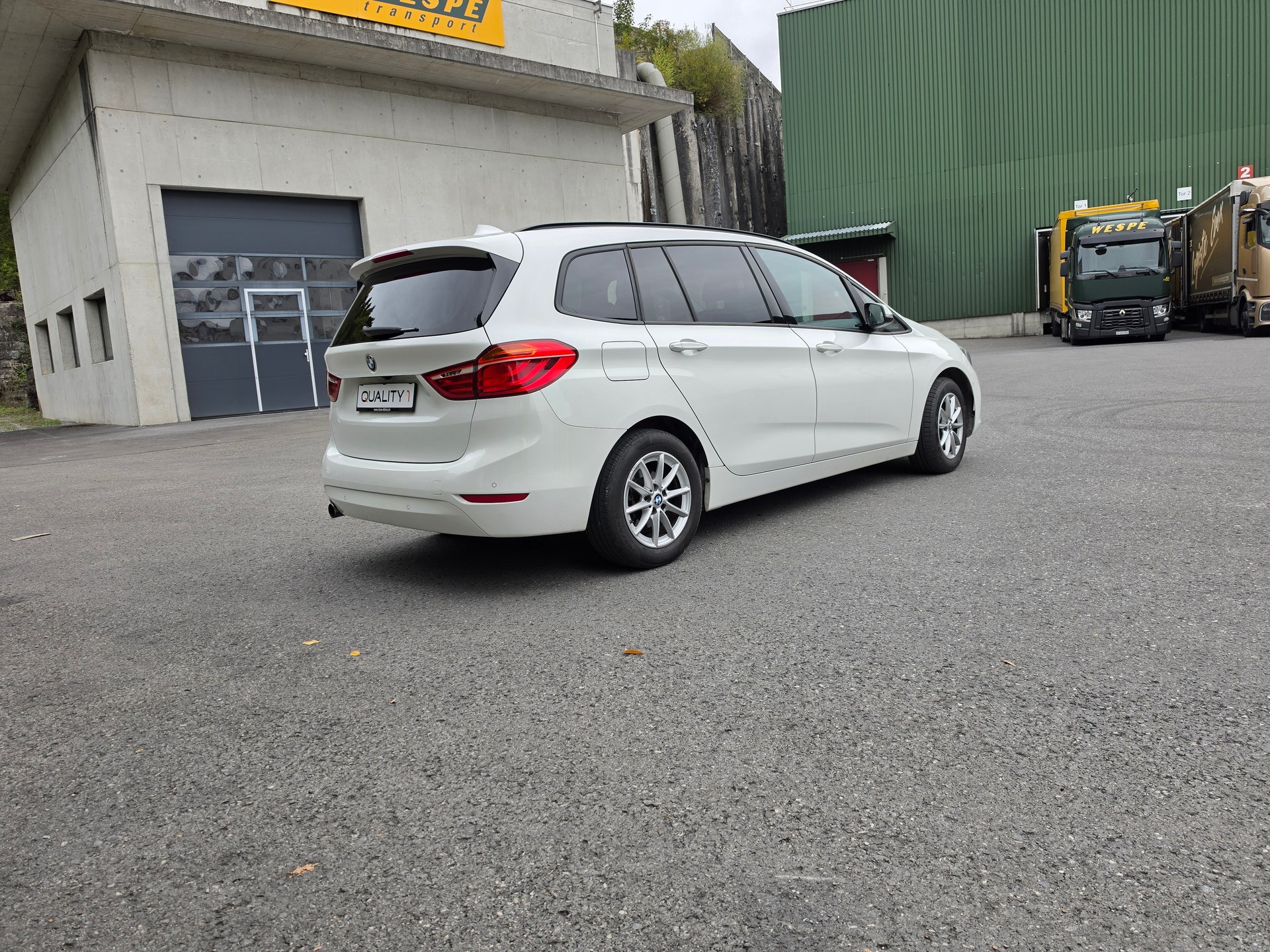 BMW 218d Gran Tourer Steptronic-image-14