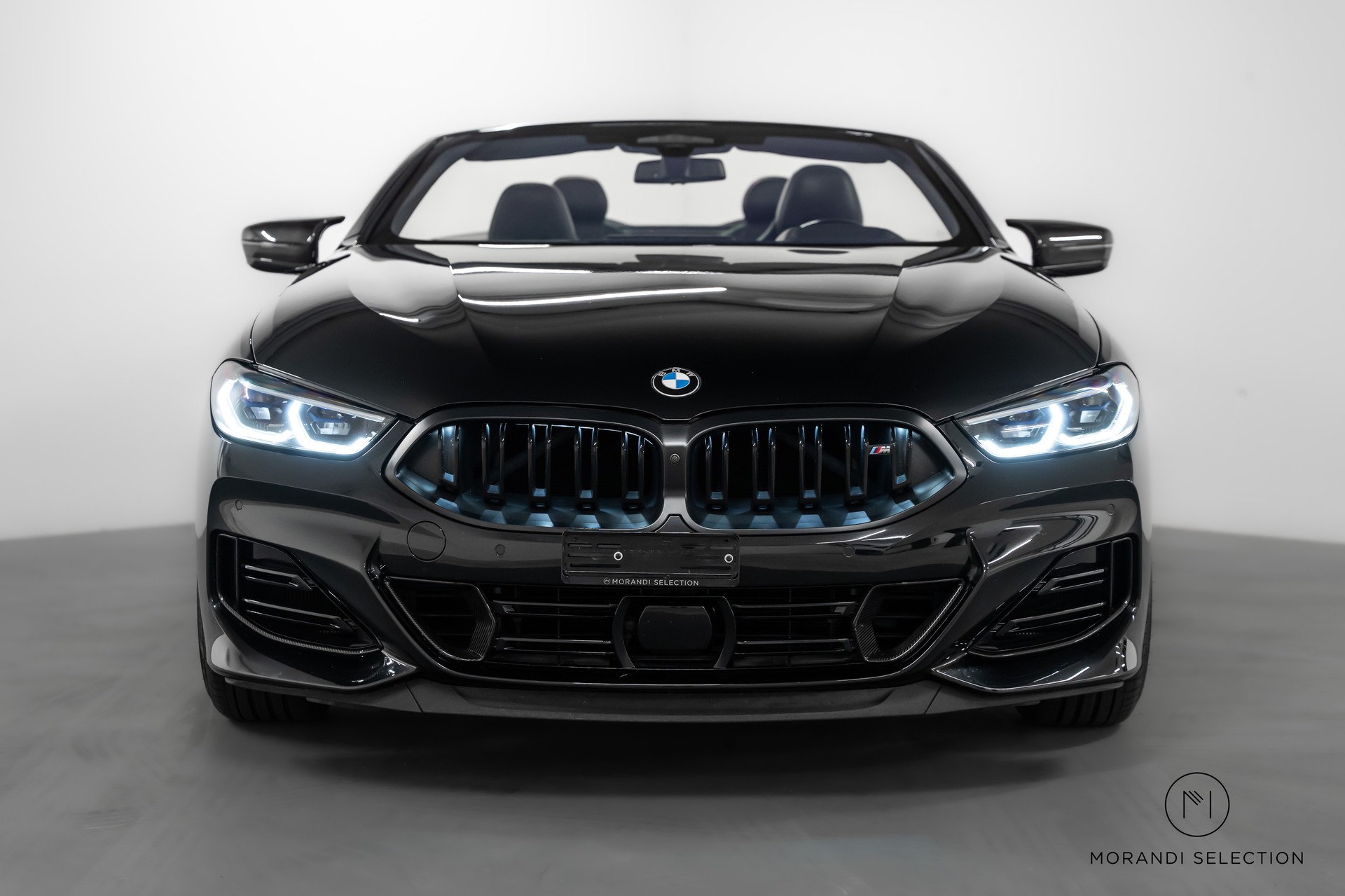 BMW M850i xDrive Cabriolet-image-8
