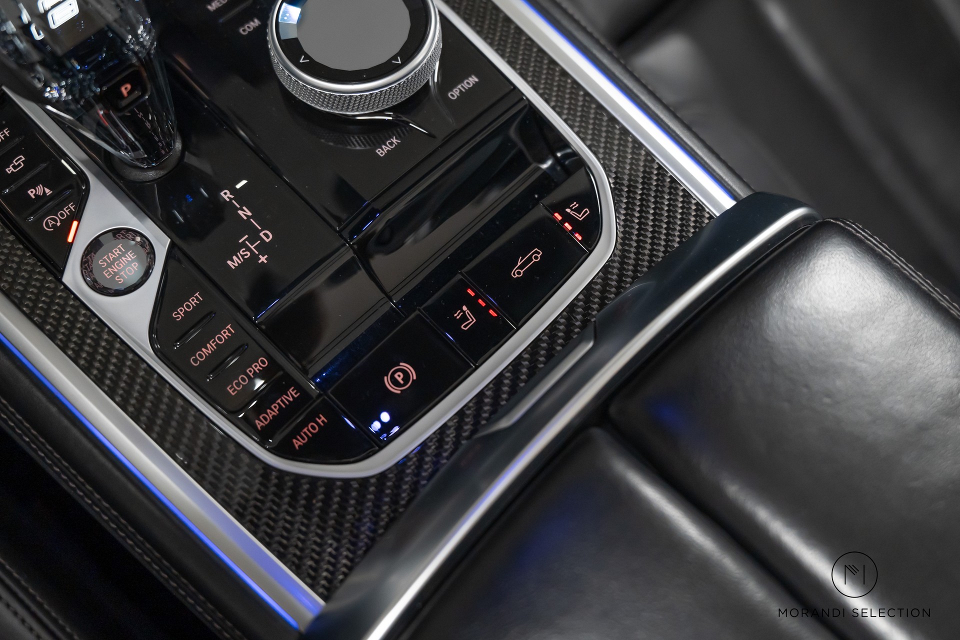 BMW M850i xDrive Cabriolet-image-31