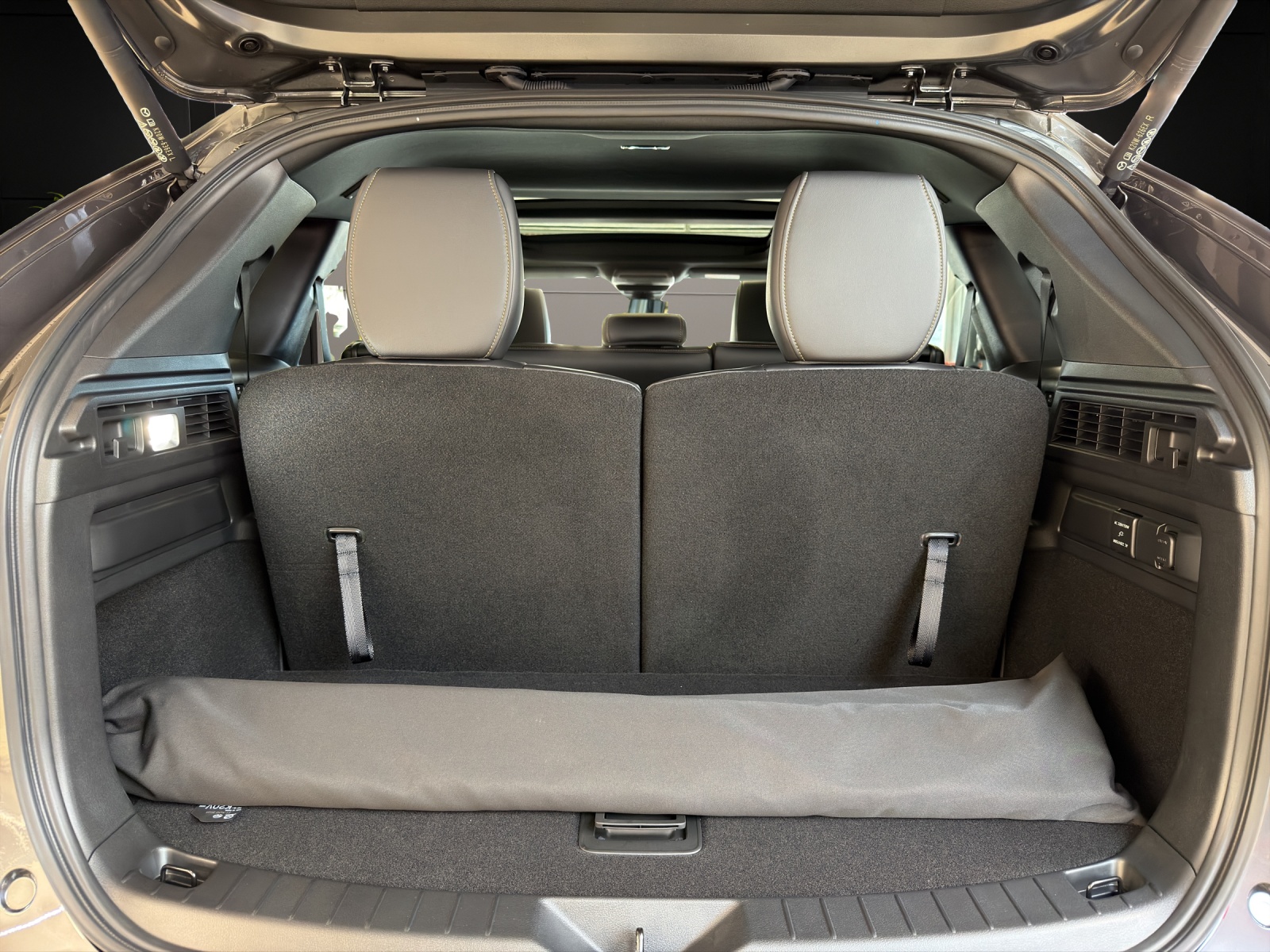 MAZDA CX-80 e-Skyactiv D254 MHEV AWD Homura Plus-image-6