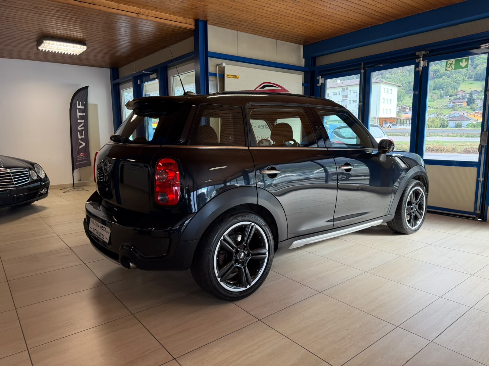 MINI Countryman Cooper S ALL4-image-11