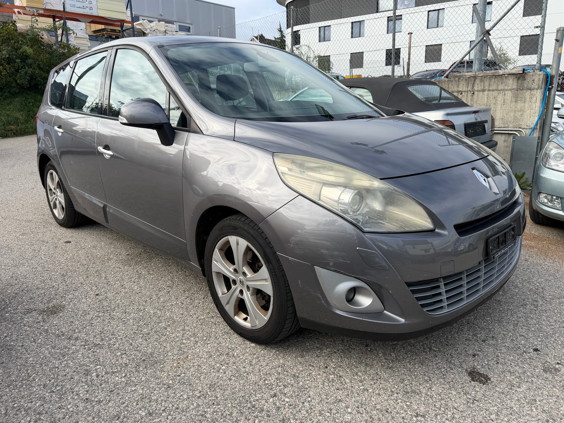 RENAULT Grand Scénic 1.4 16V Turbo Privilège-image-1