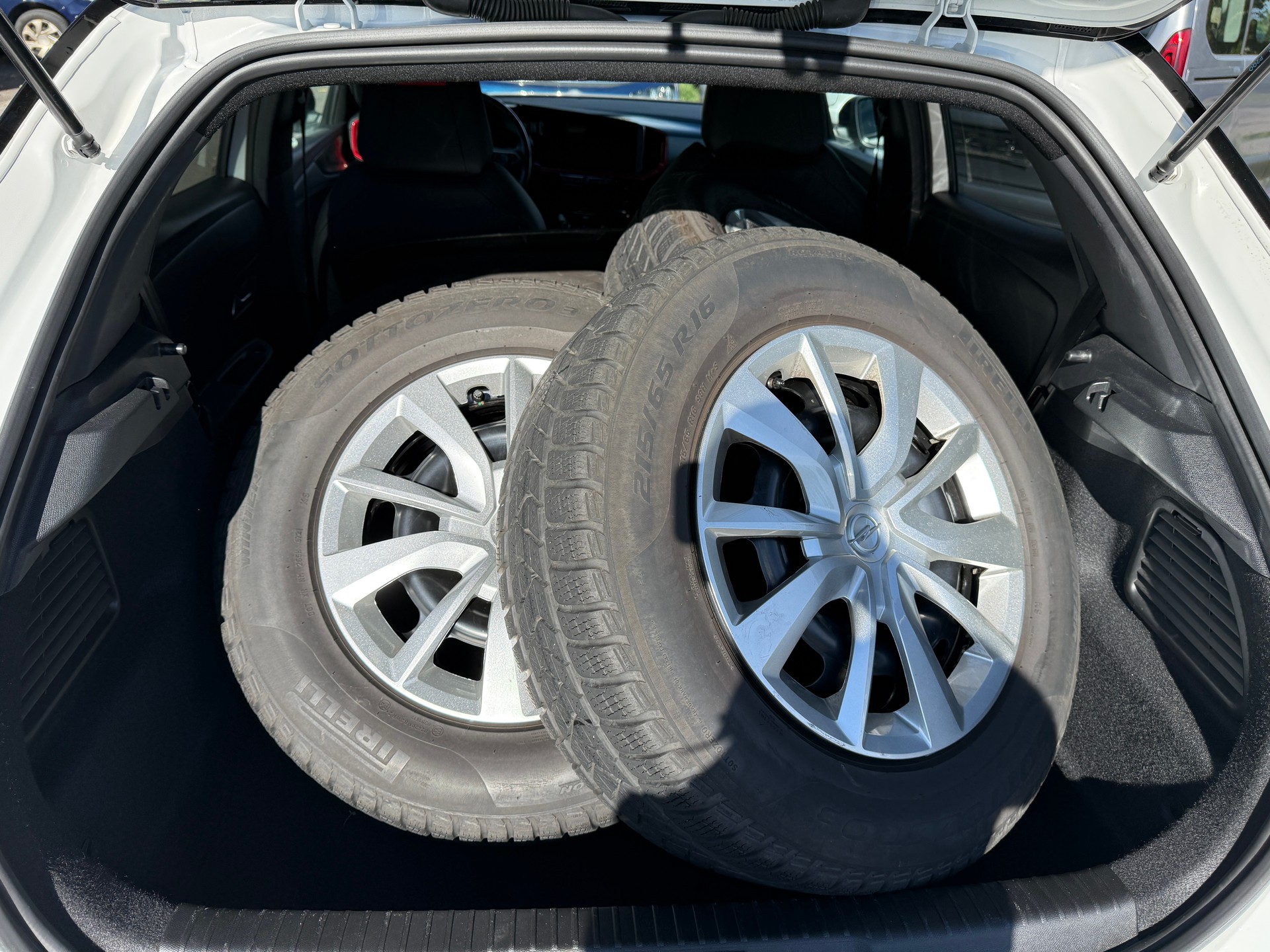 OPEL Mokka 1.2 Direct Injection Turbo GS Line Aut.-image-10