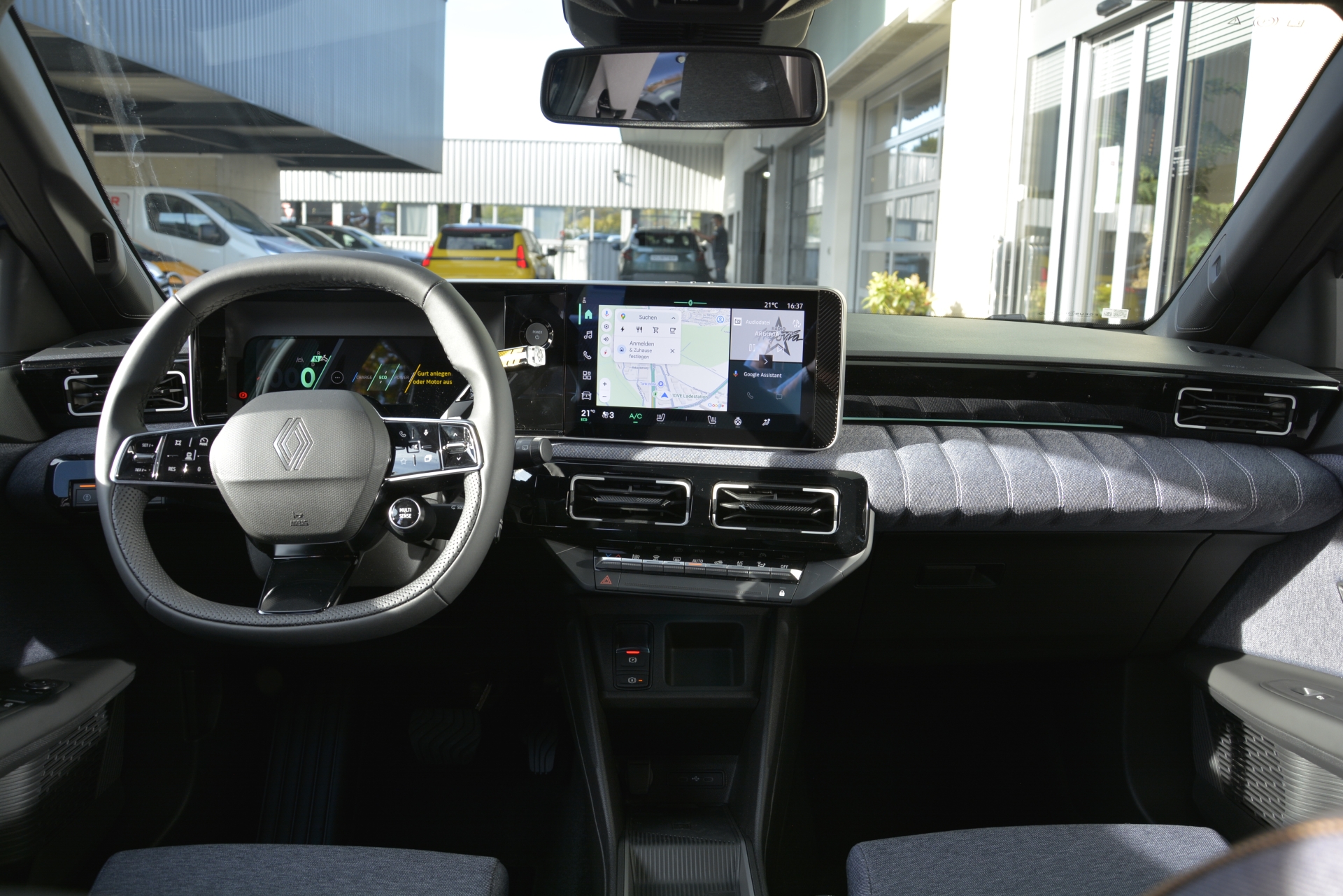 RENAULT R5 E-TECH techno 150PS Comfort Range-image-5
