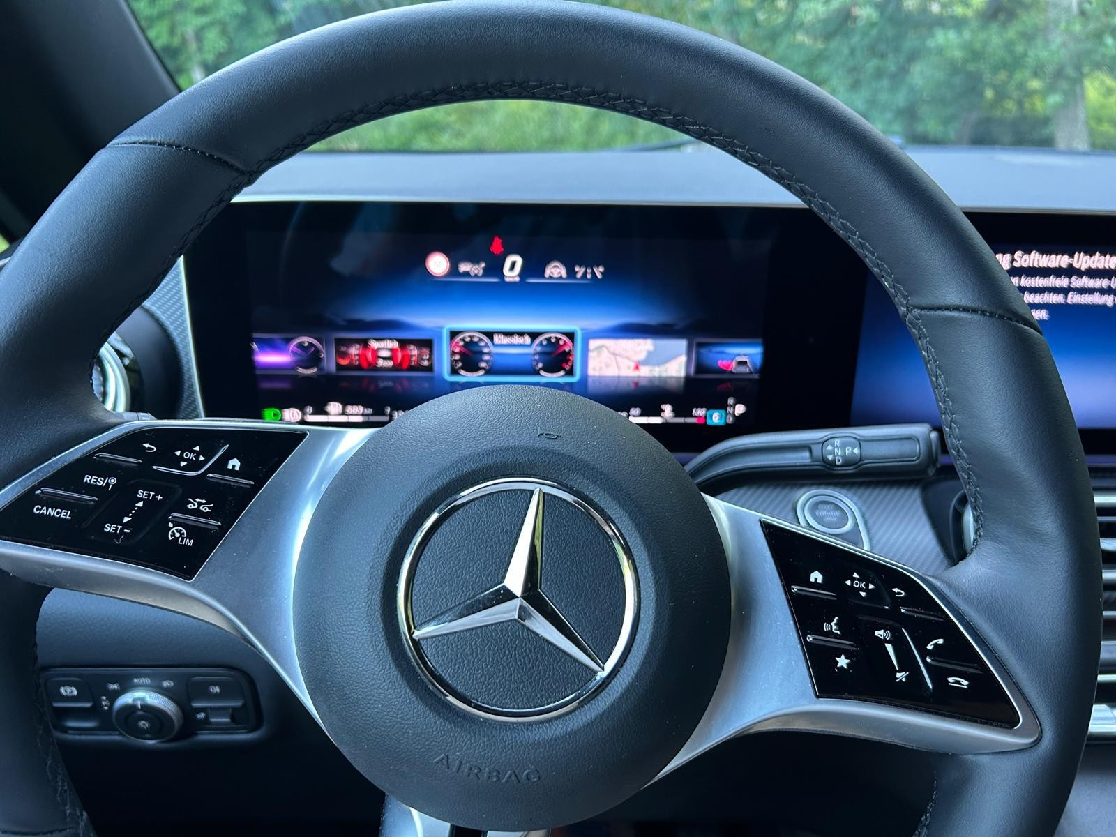 MERCEDES-BENZ V 300 d Avantgarde lang-image-5