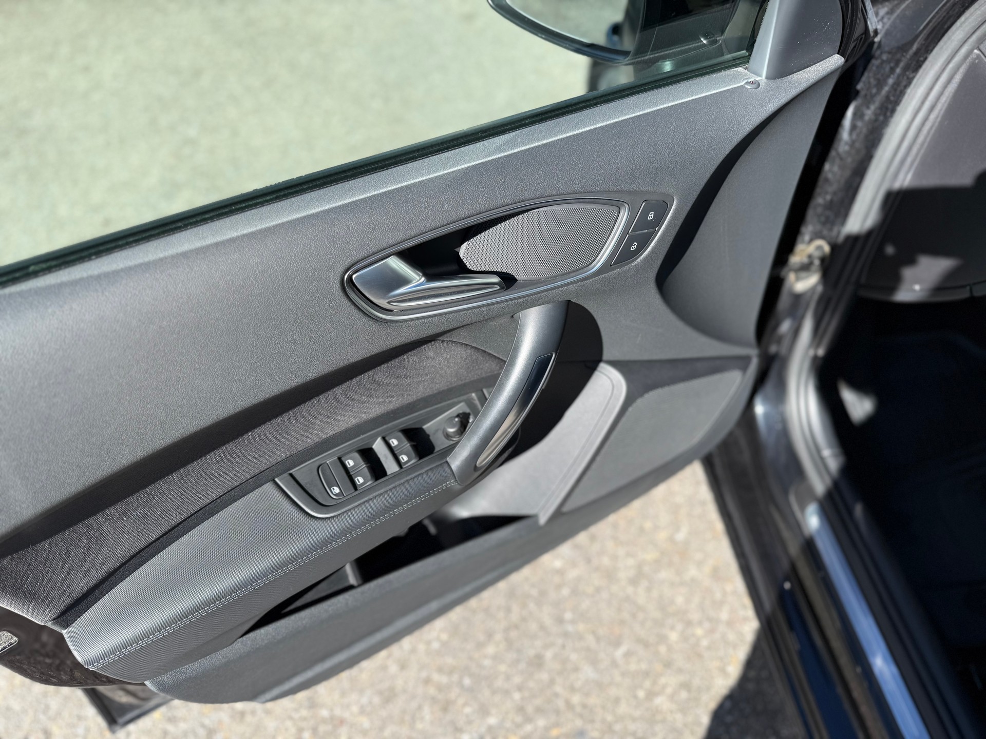 AUDI A1 Sportback 1.4 TFSI Ambition S-tronic-image-20