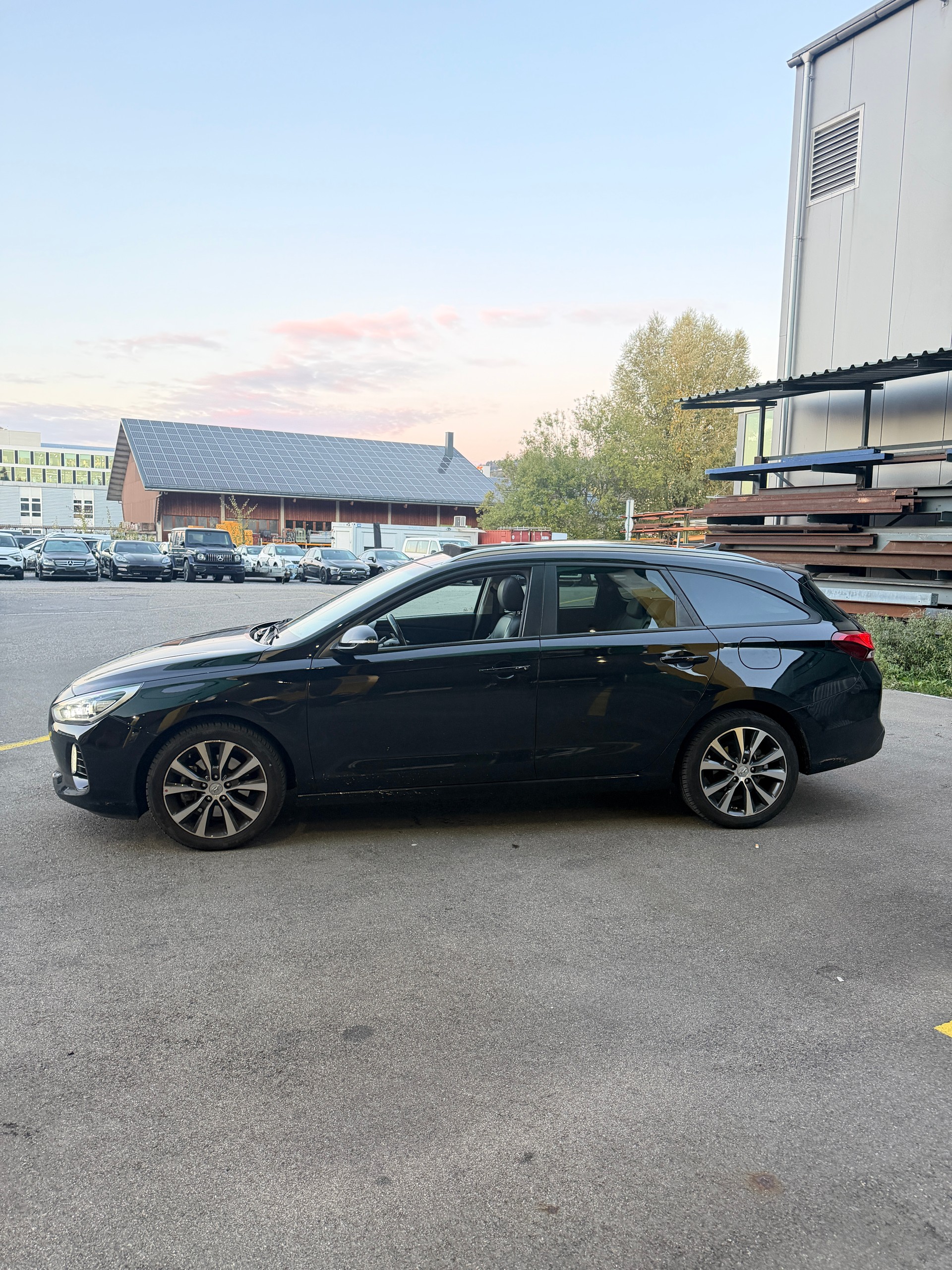 HYUNDAI i30 Wagon 1.4 T-GDi Vertex DCT-image-3