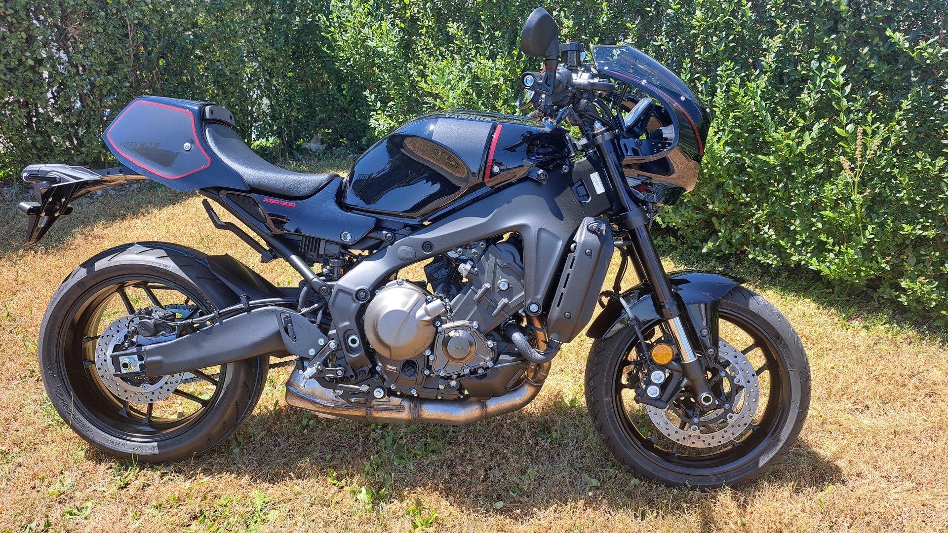 YAMAHA XSR 900 RACER