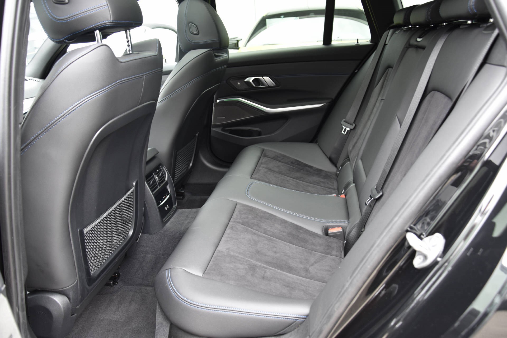 BMW M340i xDriveTouring Steptronic M Sport-image-7