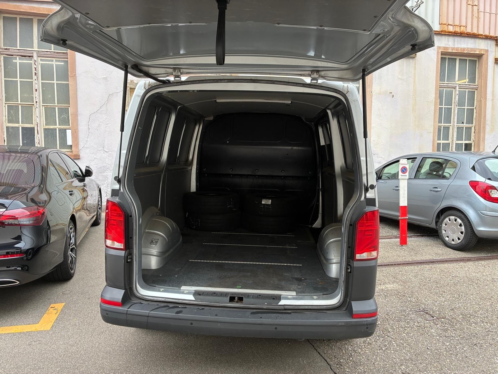 VW T6.1 2.0 TDI 4Motion-image-9