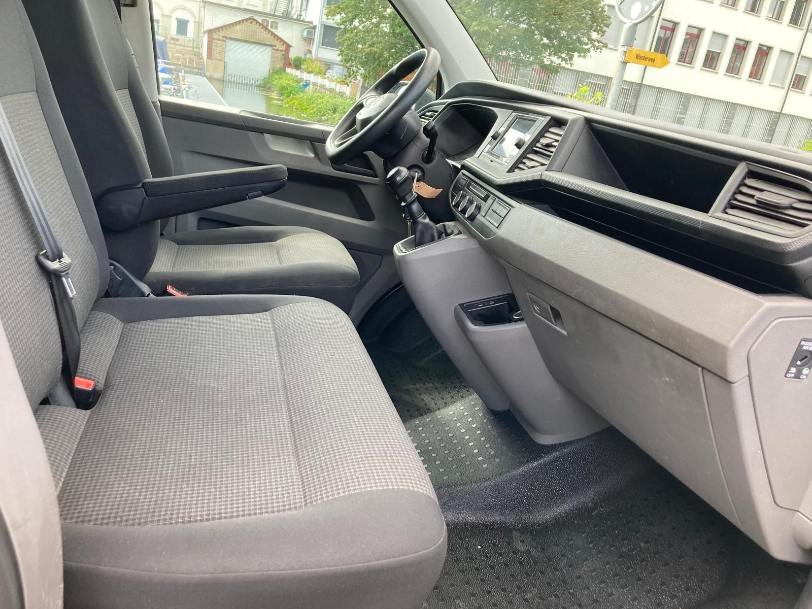 VW T6.1 2.0 TDI 4Motion-image-13