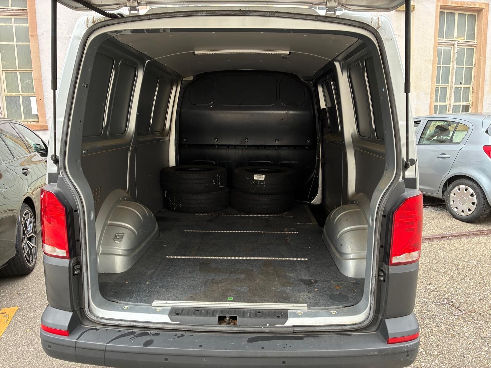 VW T6.1 2.0 TDI 4Motion-image-8