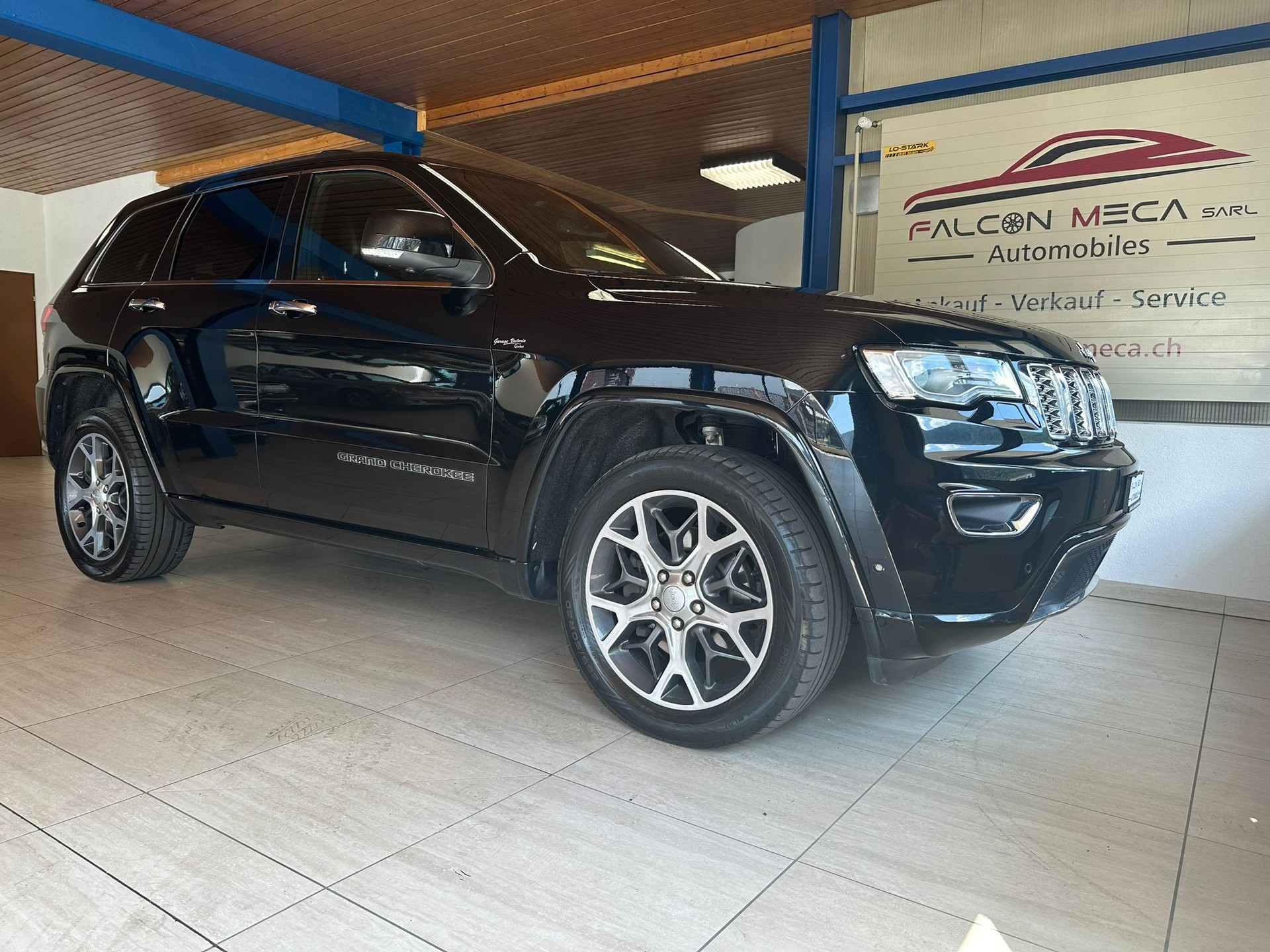 JEEP Grand Cherokee 3.0 CRD 250 Overland-image-0