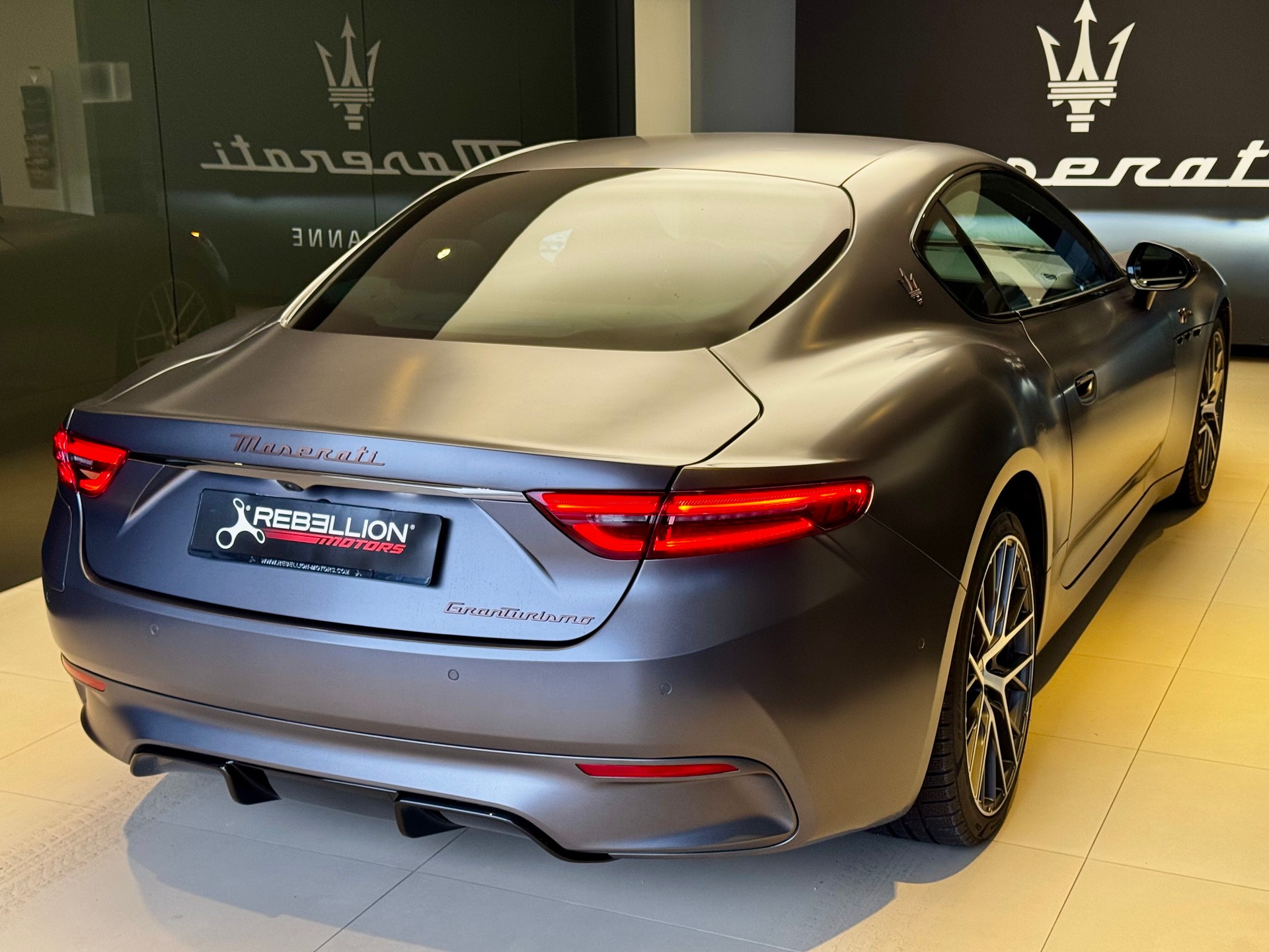 MASERATI GranTurismo Folgore 92kWh-image-4
