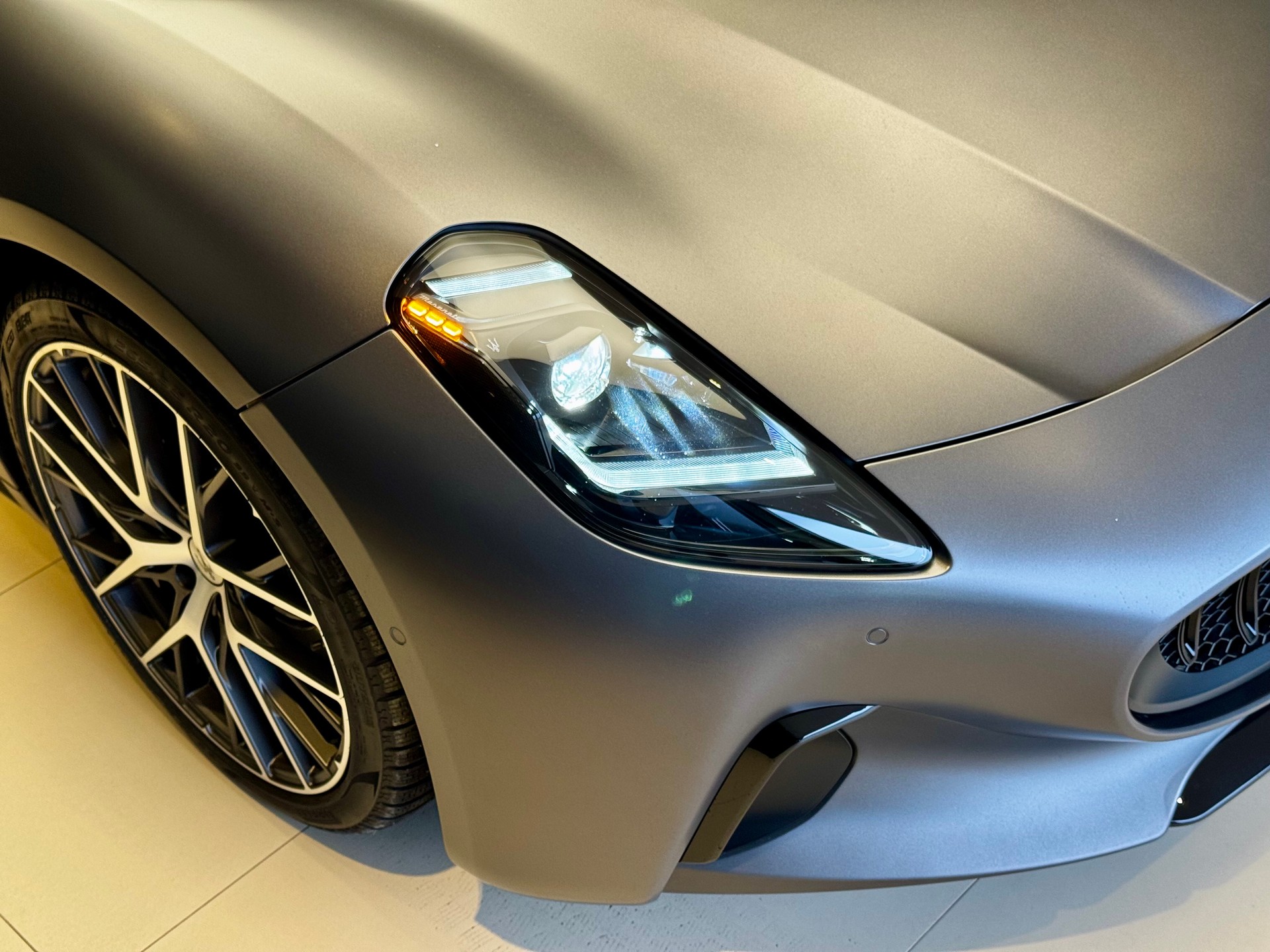 MASERATI GranTurismo Folgore 92kWh-image-7