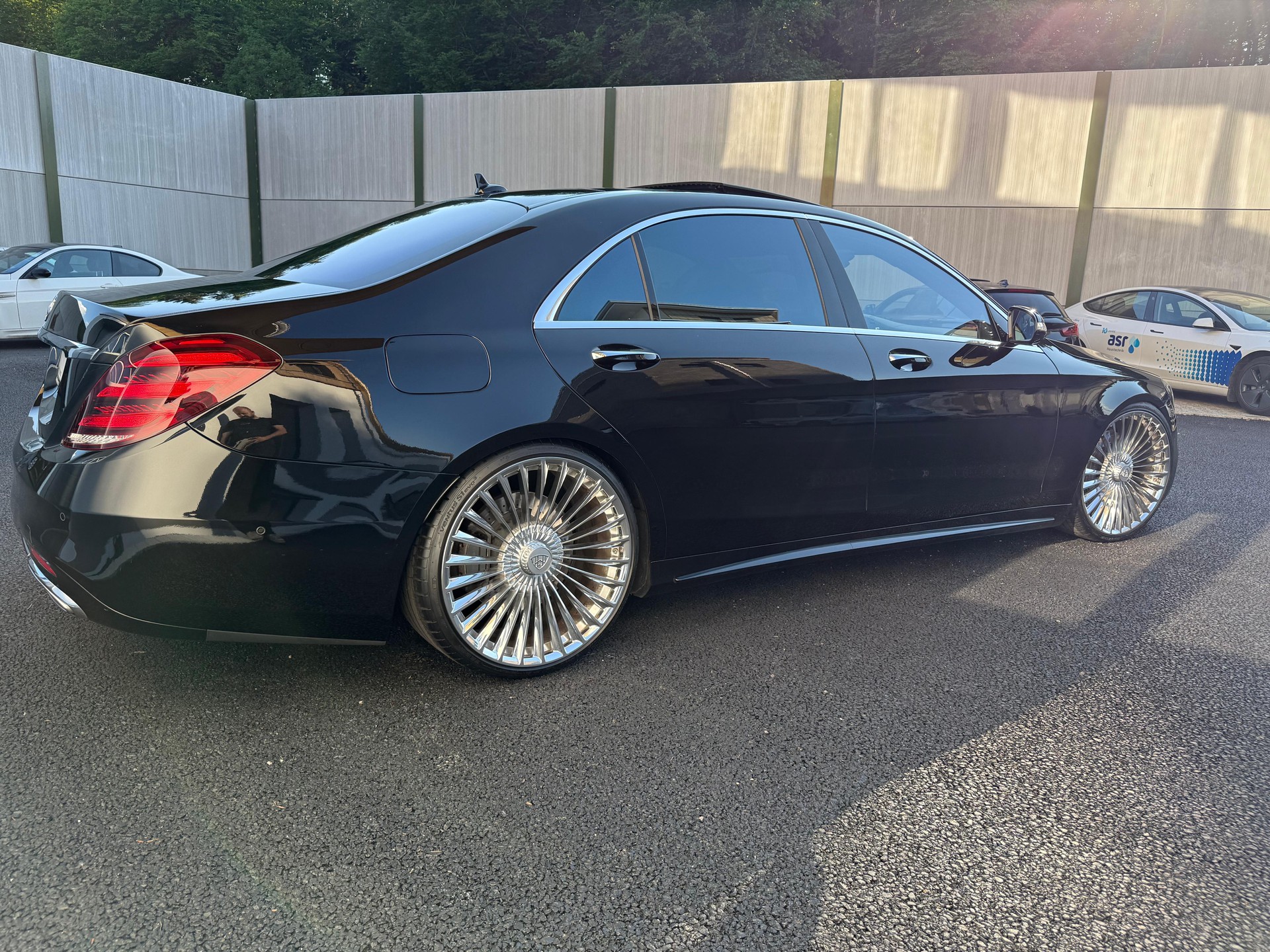 MERCEDES-BENZ S 560 L 4Matic 9G-Tronic-image-6