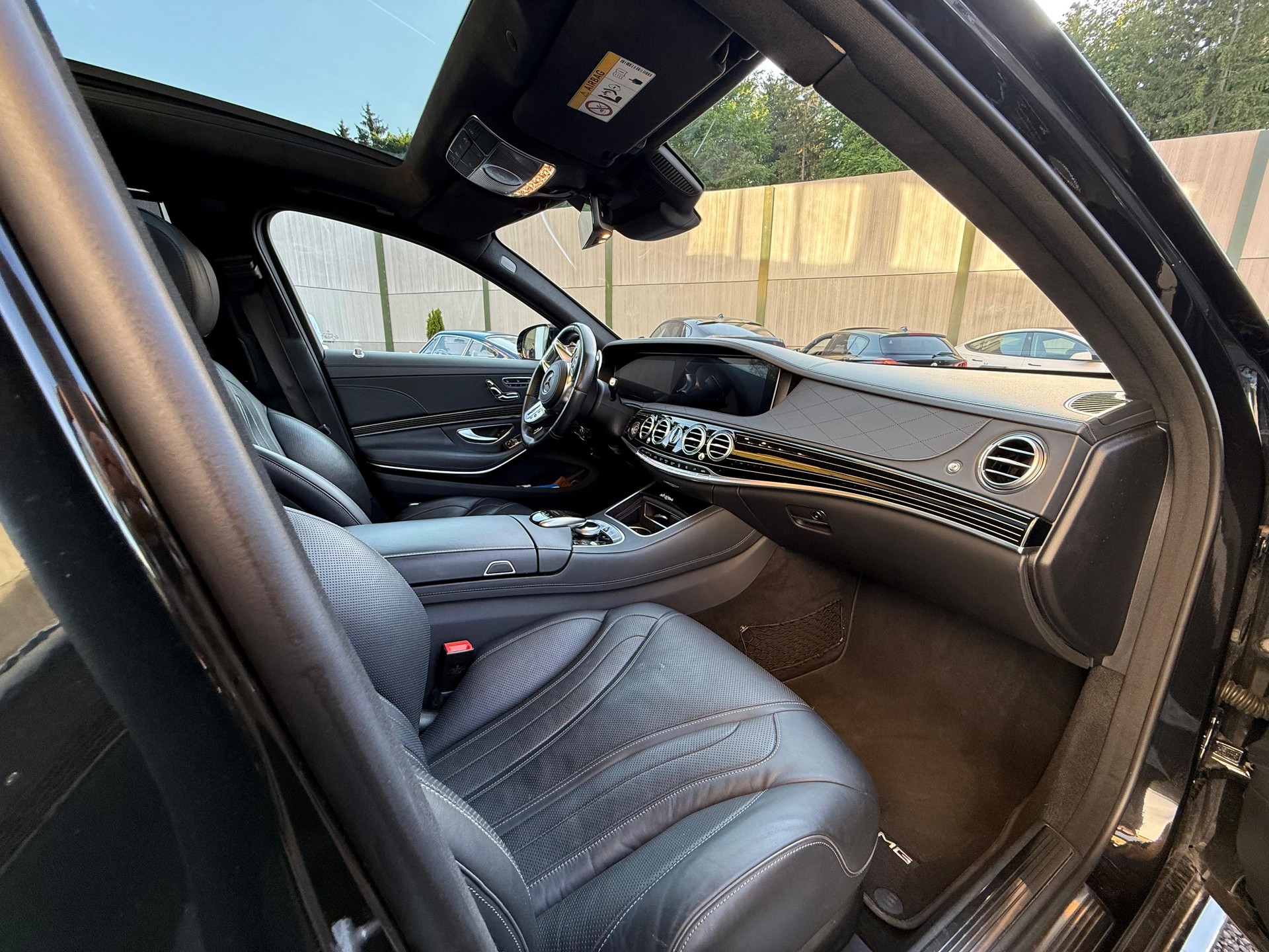 MERCEDES-BENZ S 560 L 4Matic 9G-Tronic-image-11