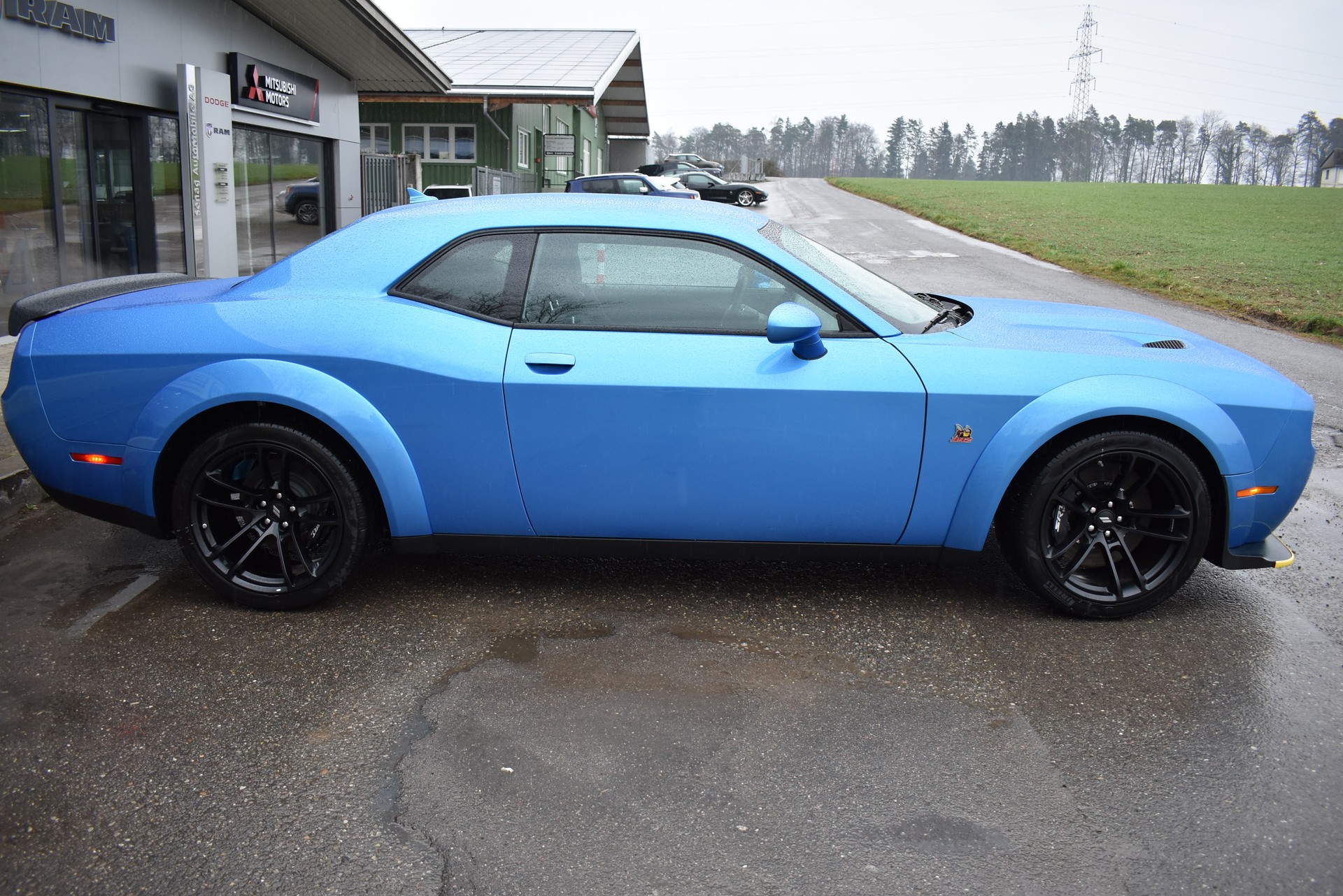 DODGE Challenger R/T Scat Pack 392 Widebody-image-3