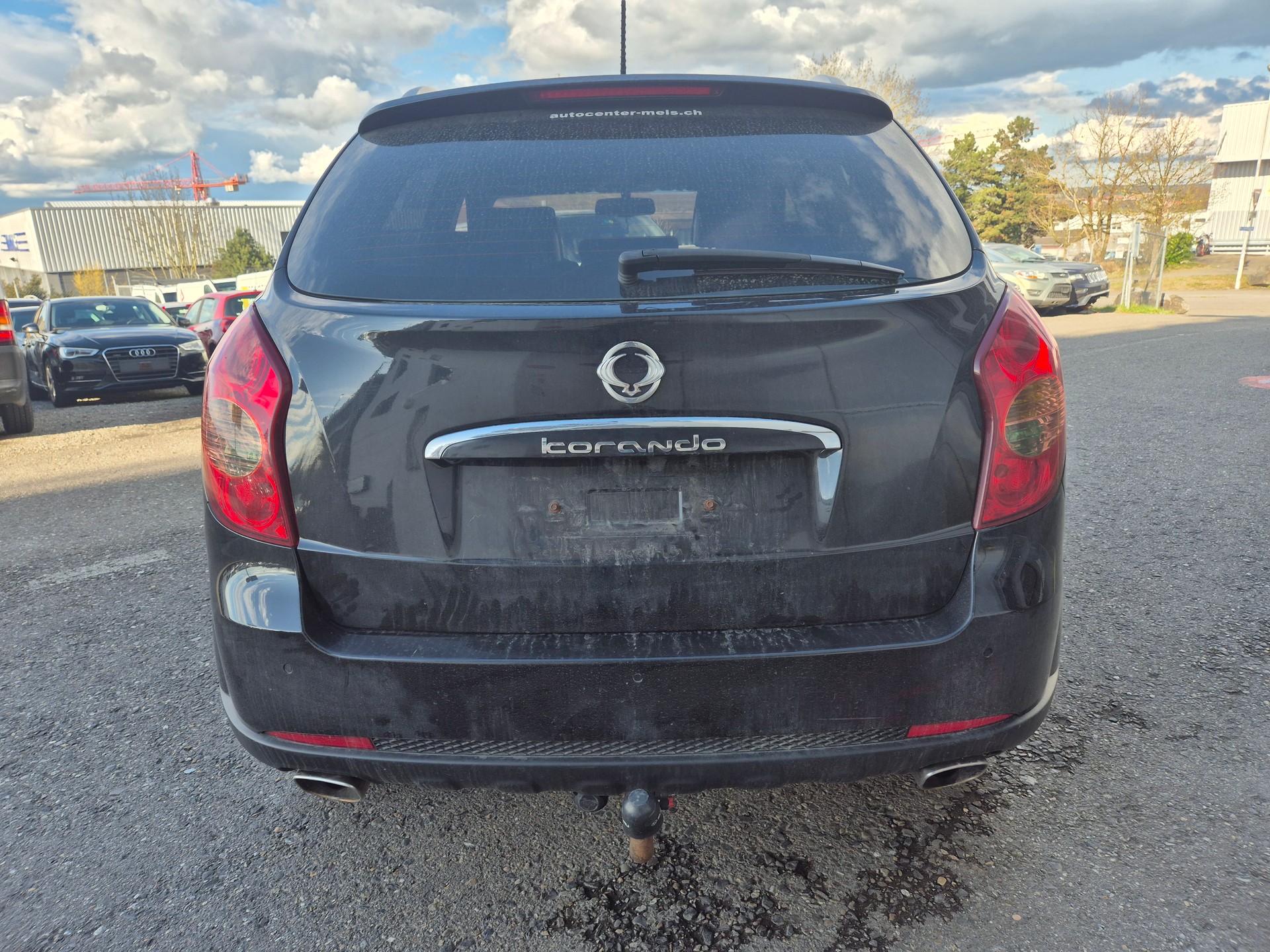 KGM-SsangYong Korando 2.0 e-XDI Sapphire 4WD Automatic-image-7